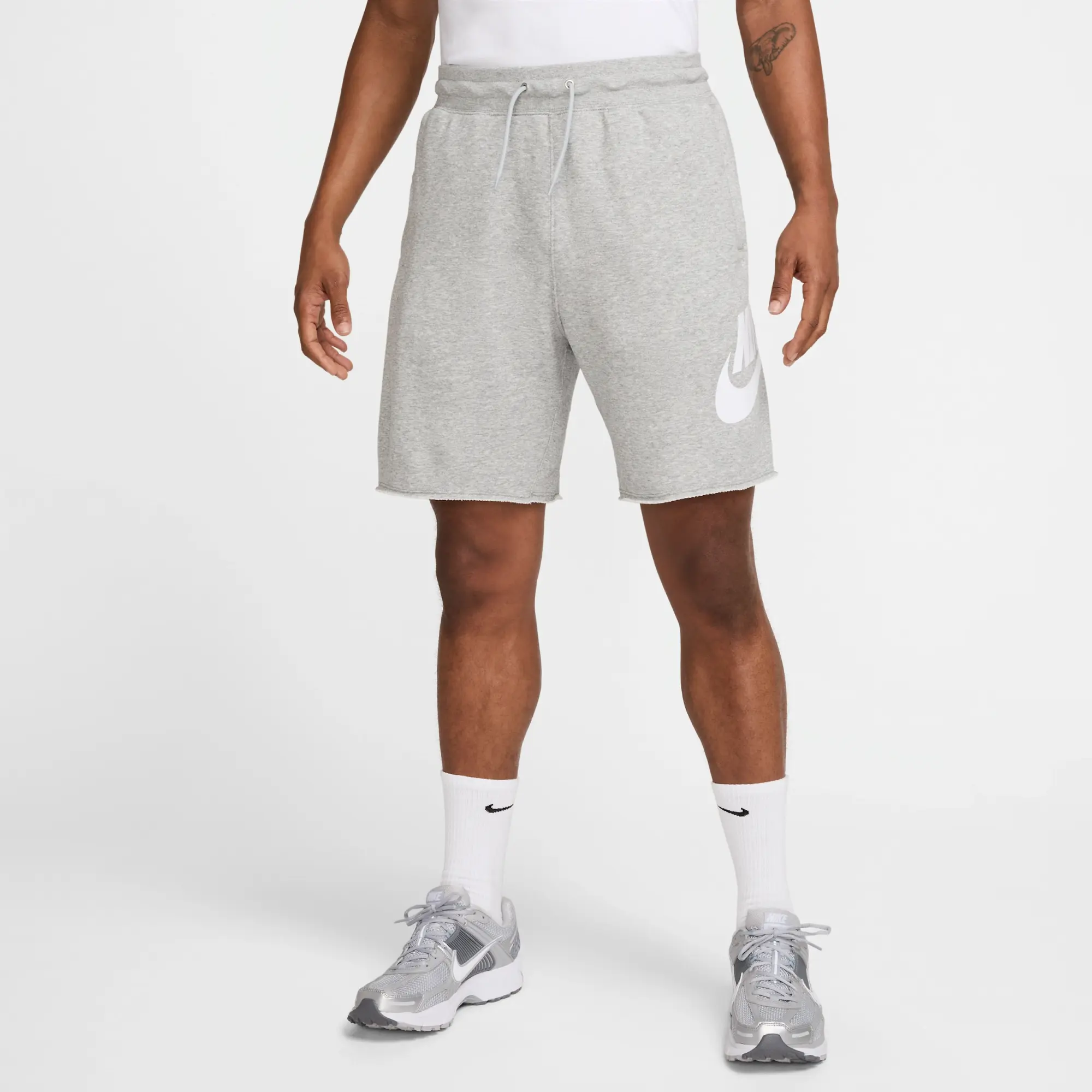 Nike Club Alumni Men Shorts - Grey