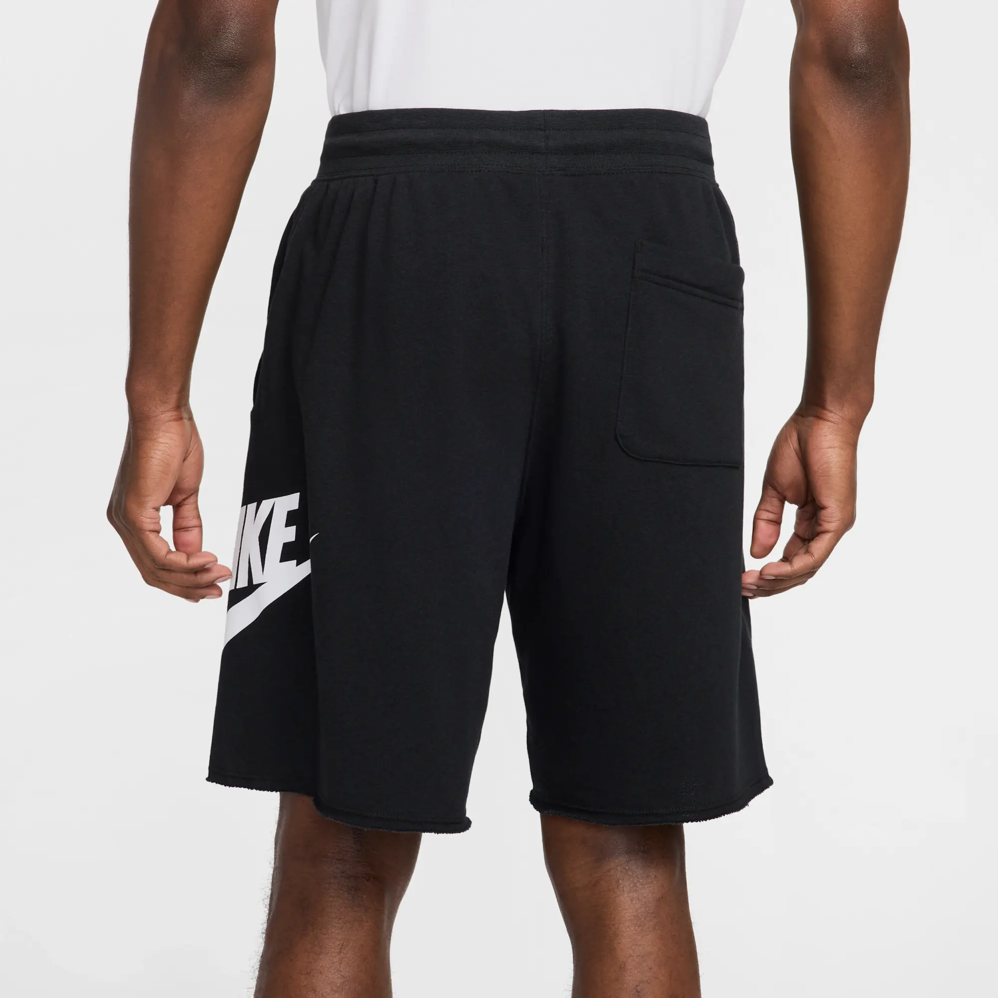 Nike Club Alumni Men Shorts - Black