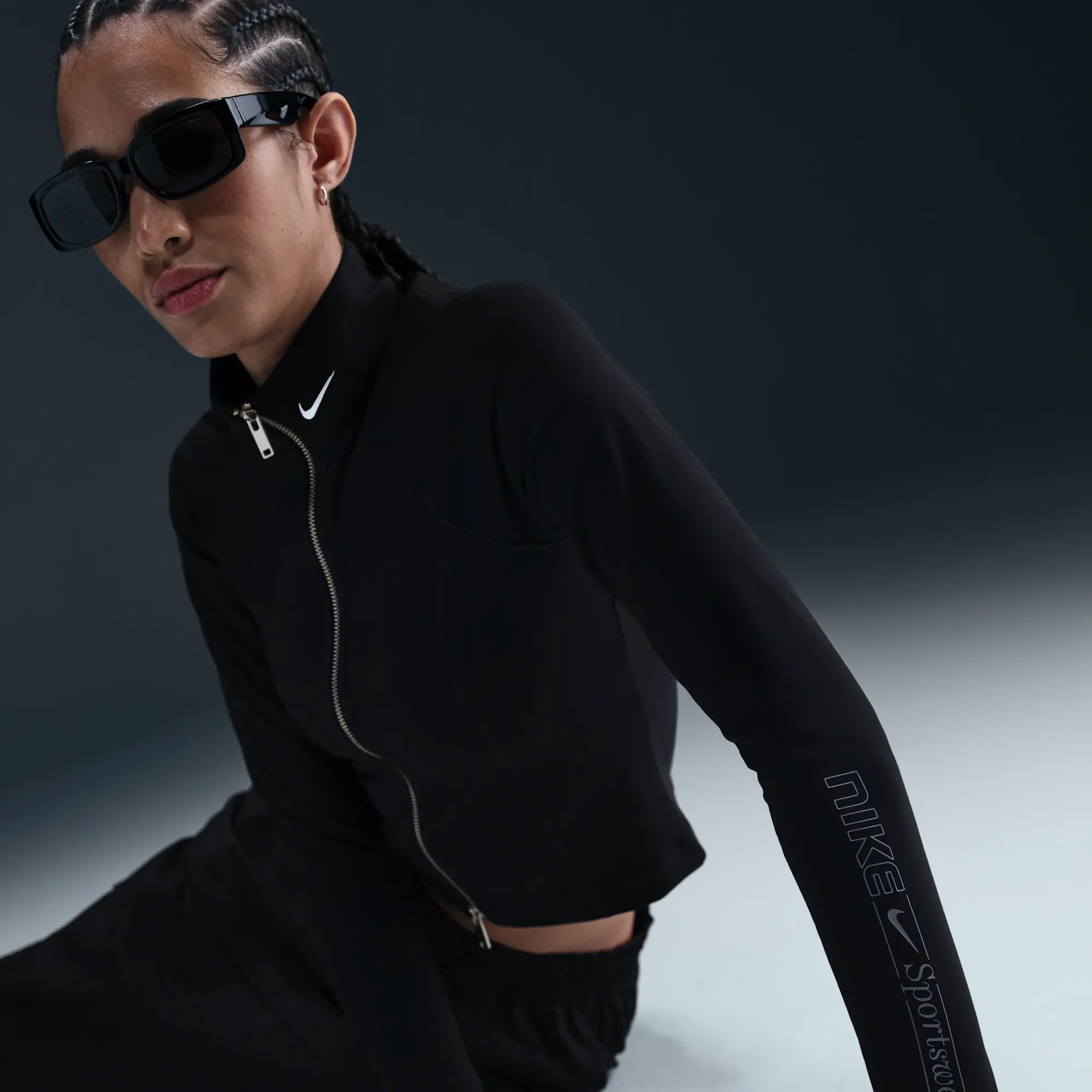 Nike Sportswear Women's Jacket - Black - Polyester/Elastane