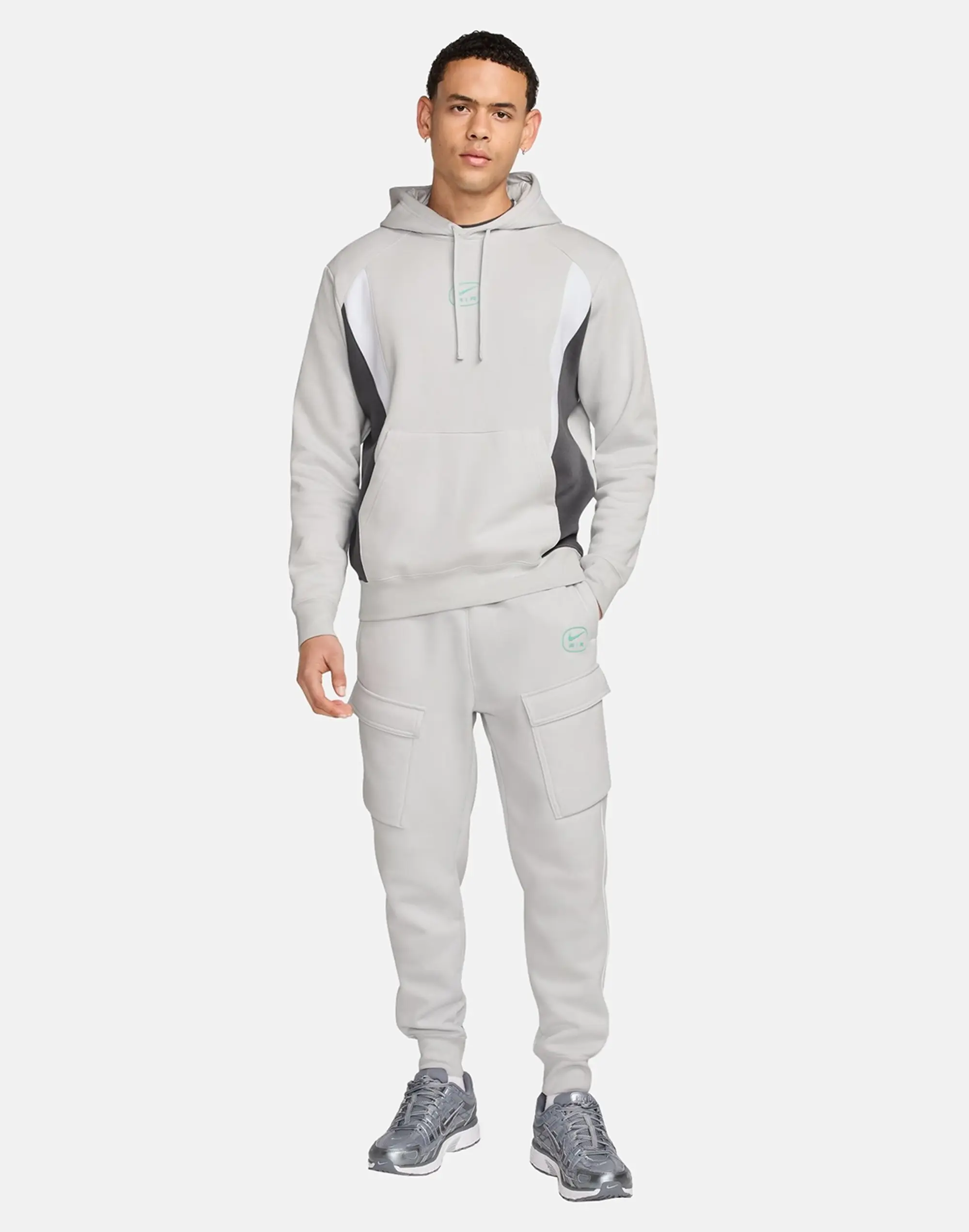 Men's Nike Swoosh Air Cargo Fleece Pants in Grey/White