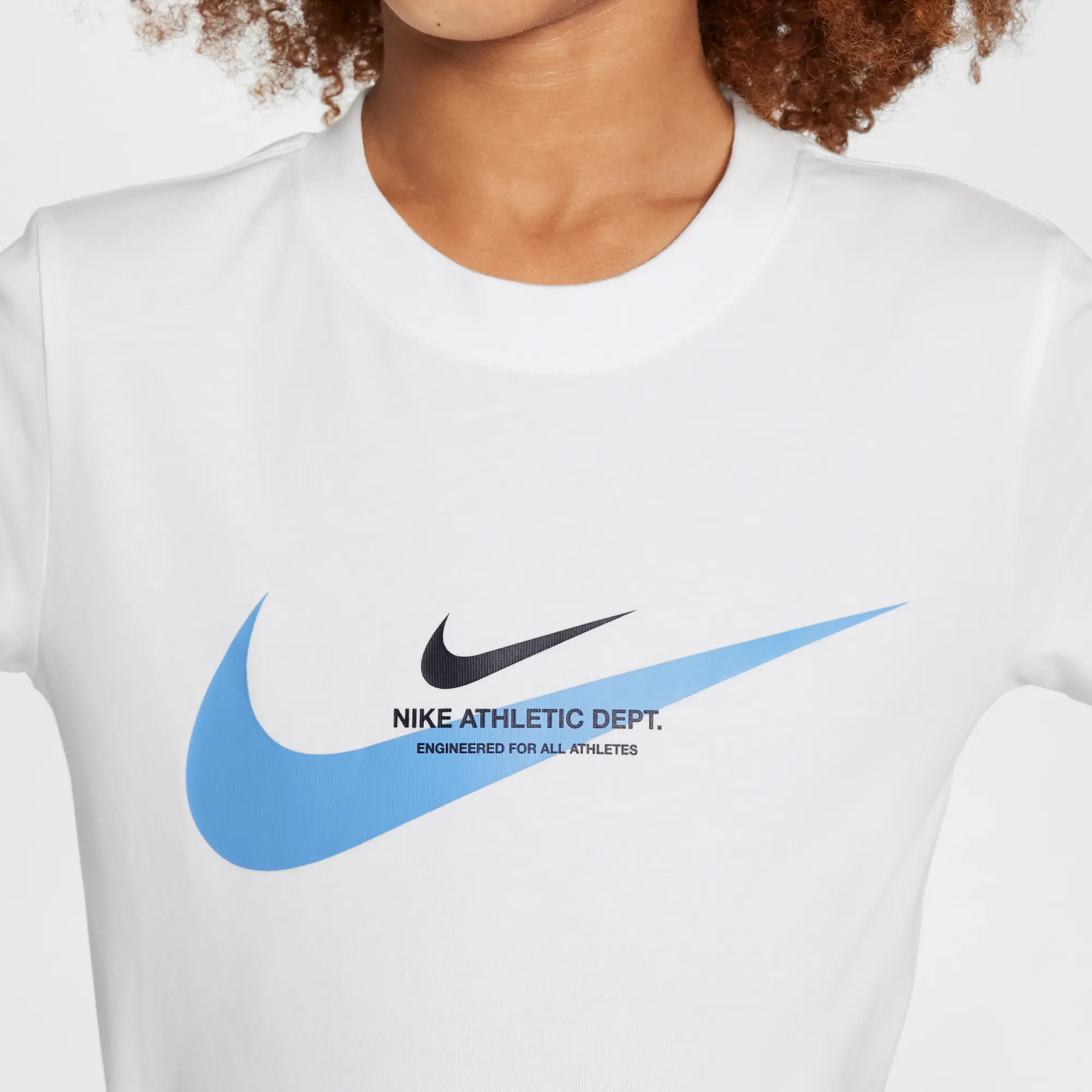 Nike Junior Standard Issue T-Shirt - White - Size XL/B - White