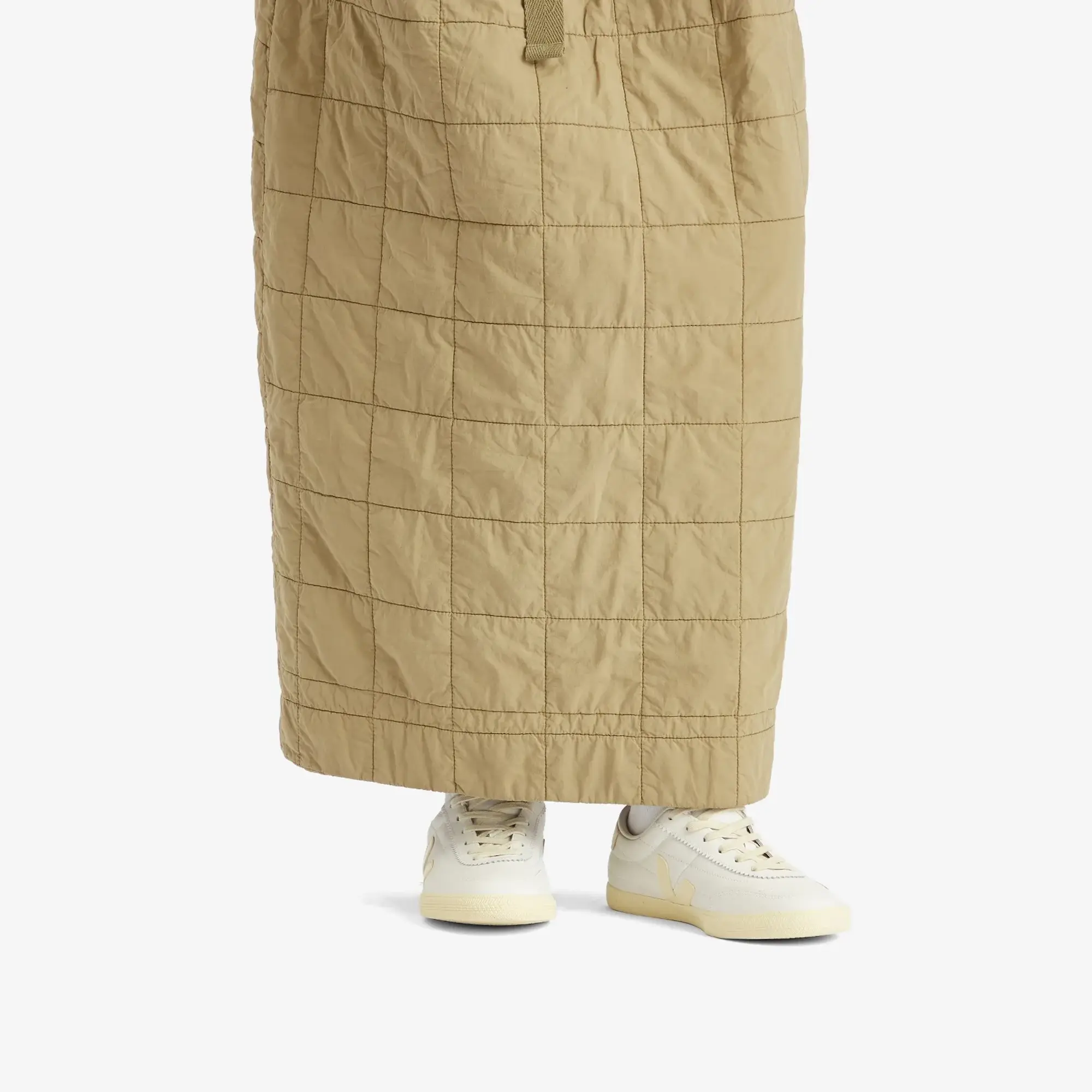 Veja Women's Panenka Sneaker in O.T Leather White/Calcaire