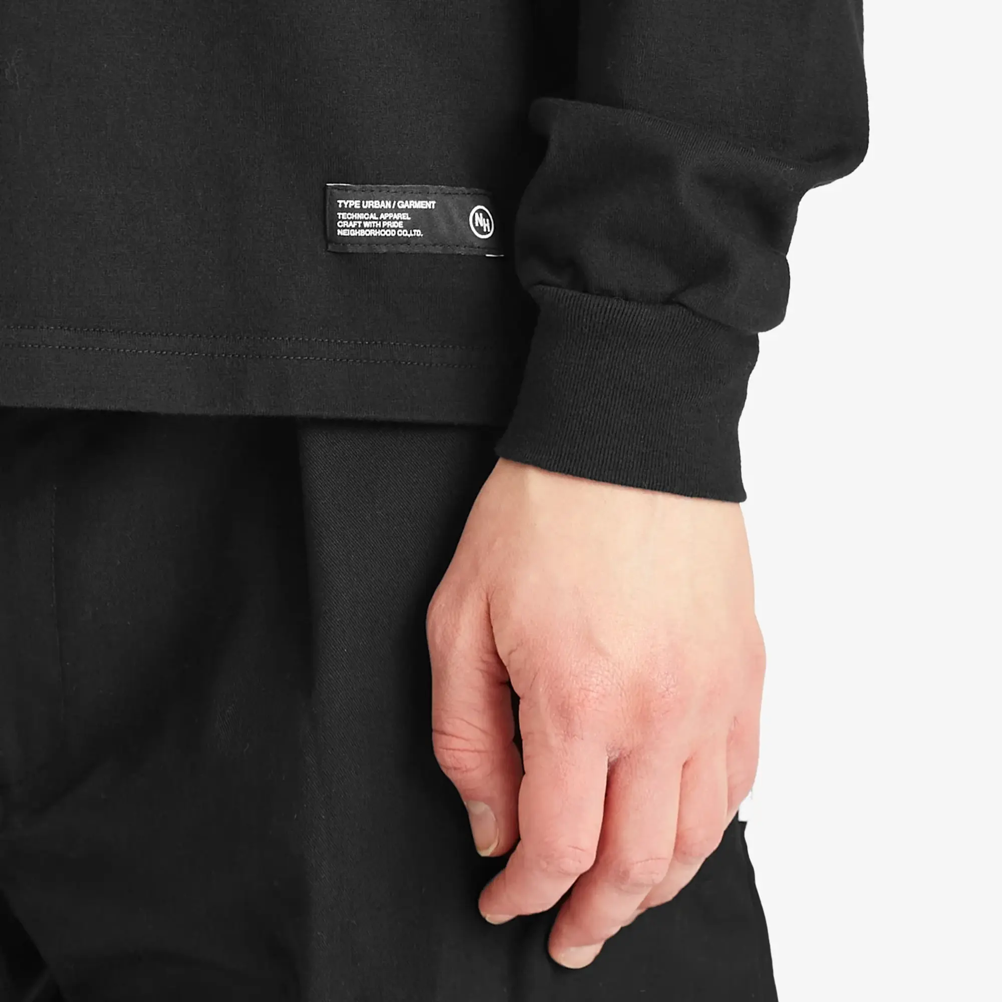 Neighborhood Men's Classic Logo Longsleeve T-Shirt Black