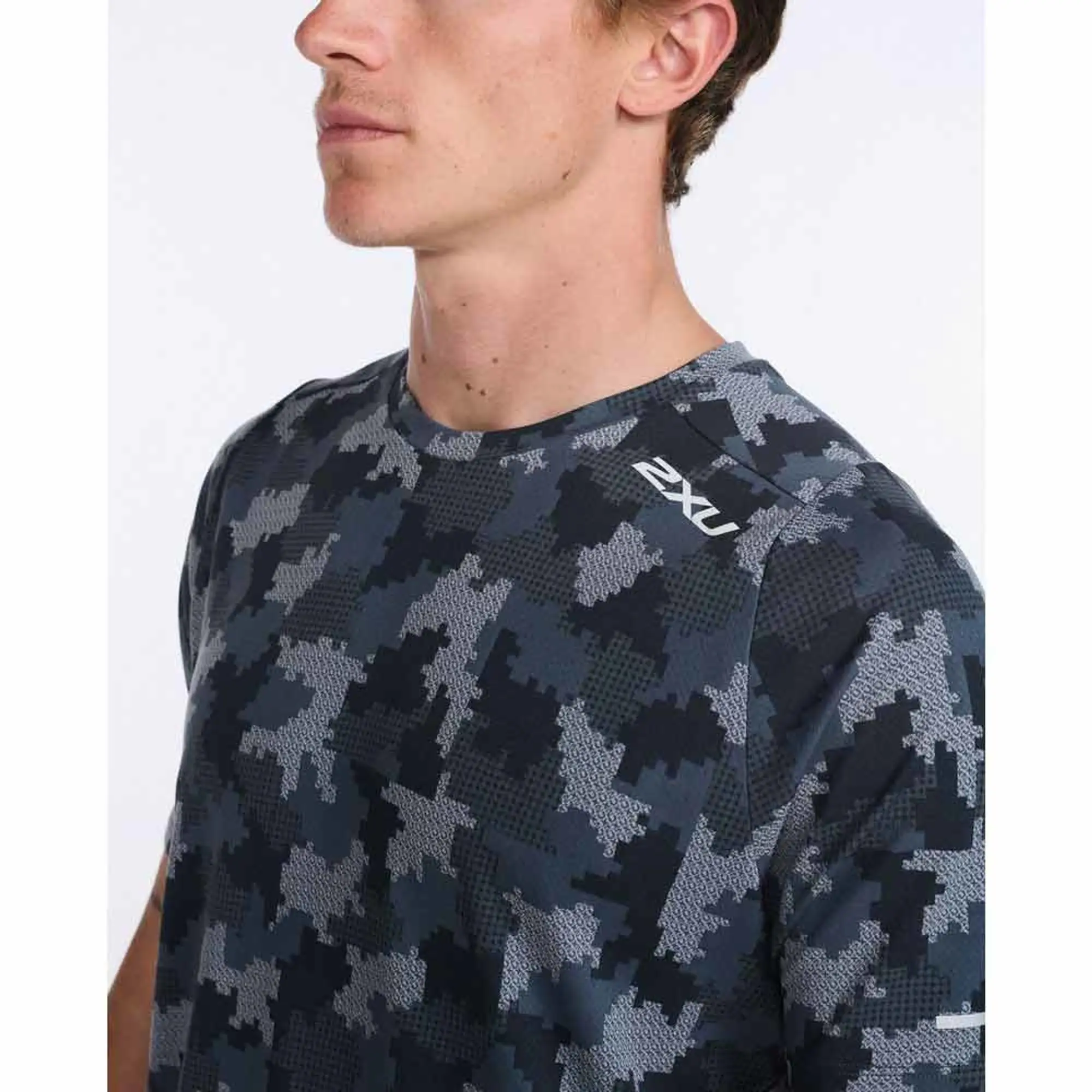 2xu Light Speed Short Sleeve T-shirt