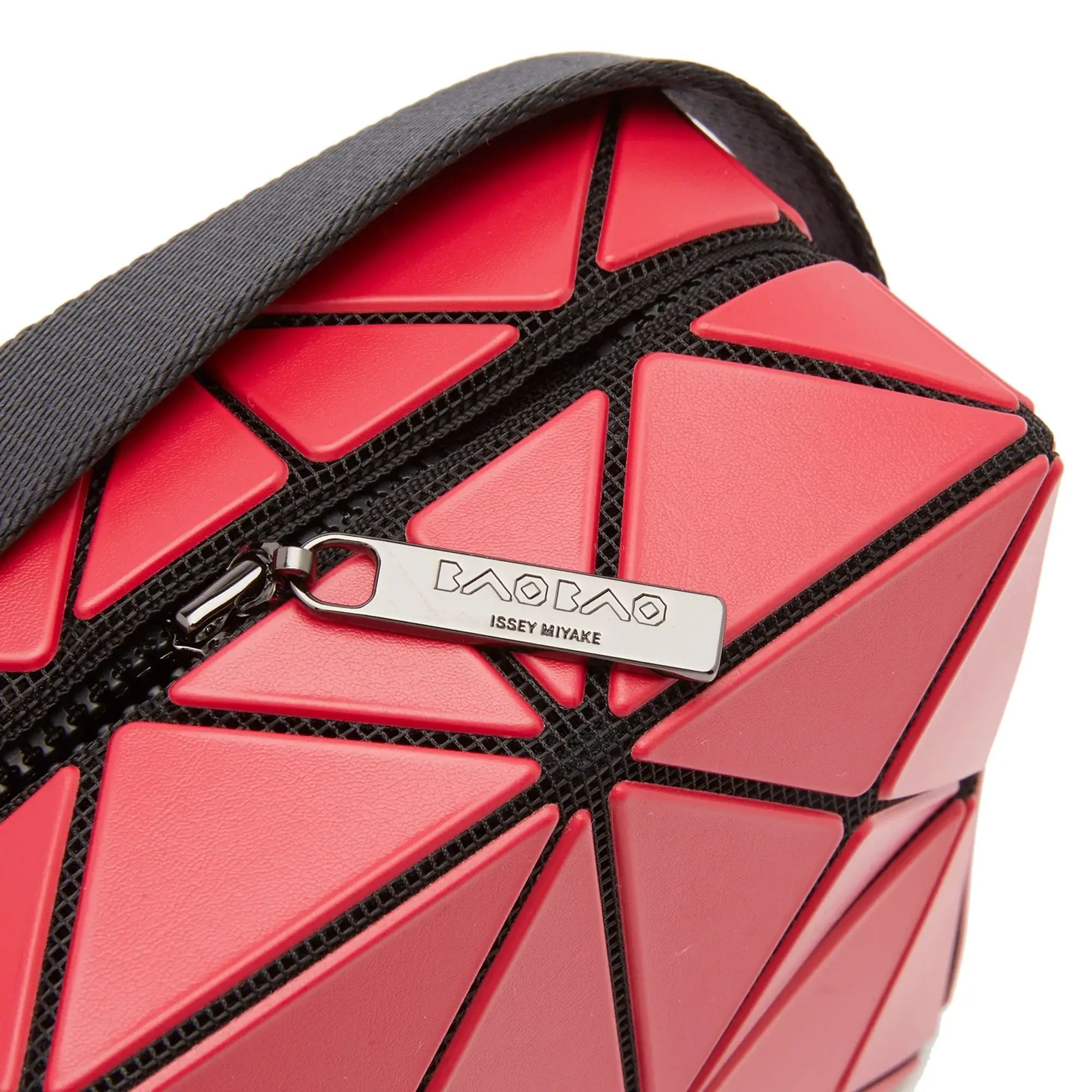 BAO BAO ISSEY MIYAKE Women's Cuboid Shoulder Bag Red