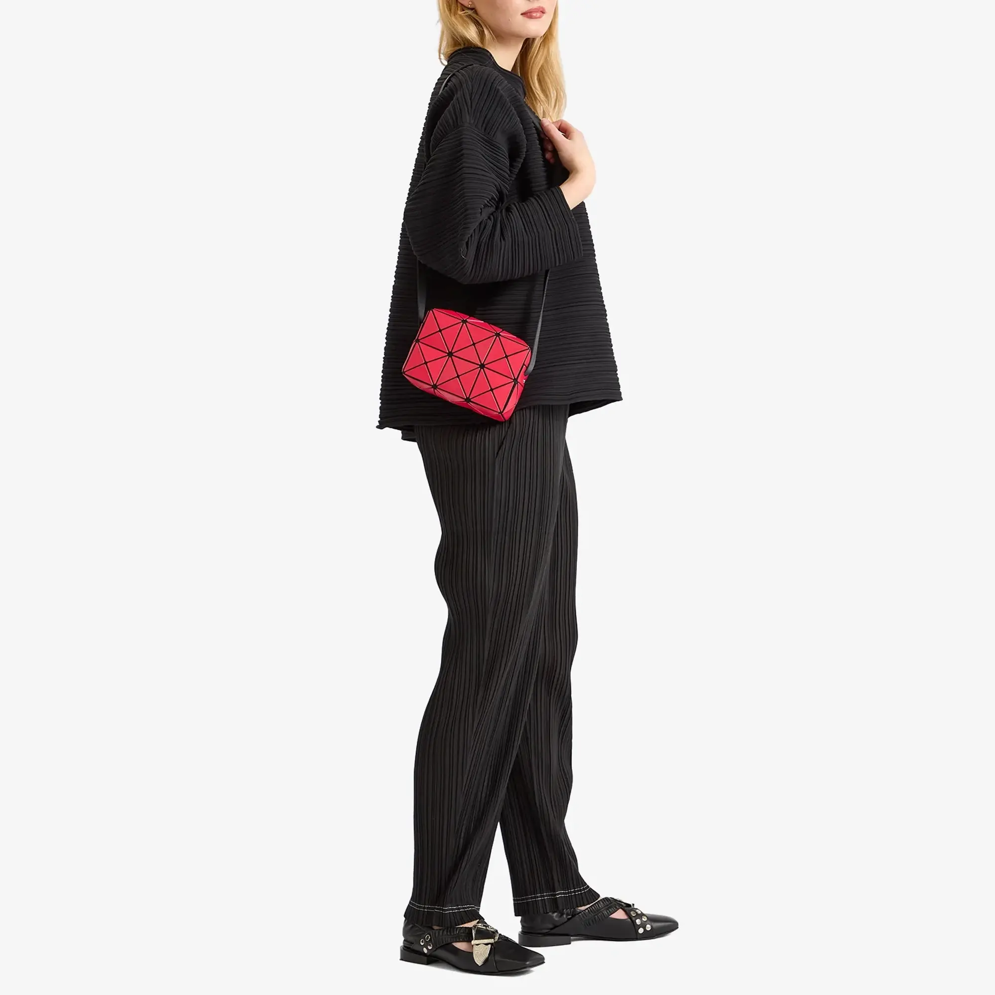 BAO BAO ISSEY MIYAKE Women's Cuboid Shoulder Bag Red