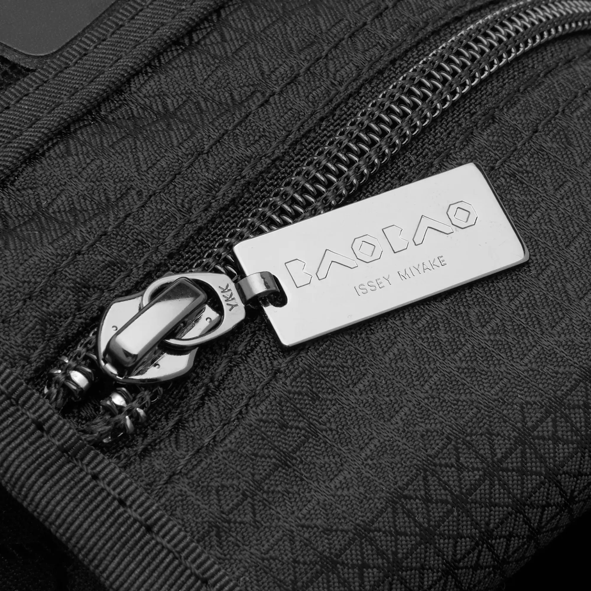 BAO BAO ISSEY MIYAKE Women's Lucent Tote Bag White