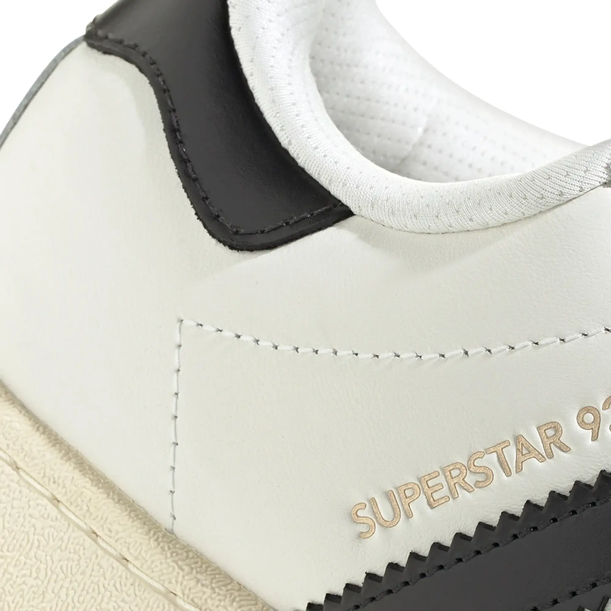 adidas Pharrell Williams x SUPERSTAR 92