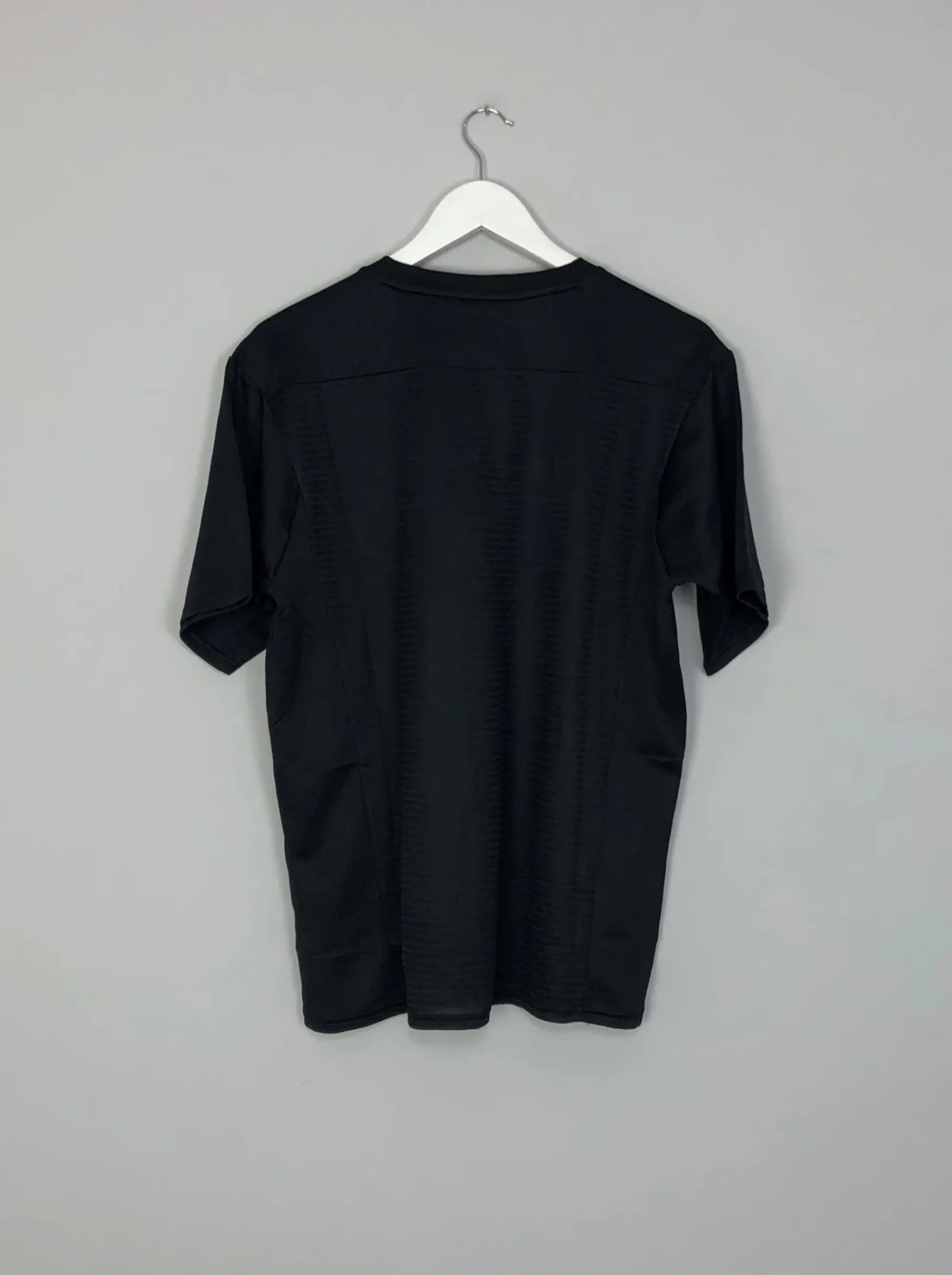 2018 FC TOKYO UMBRO BLACKOUT SHIRT (M)