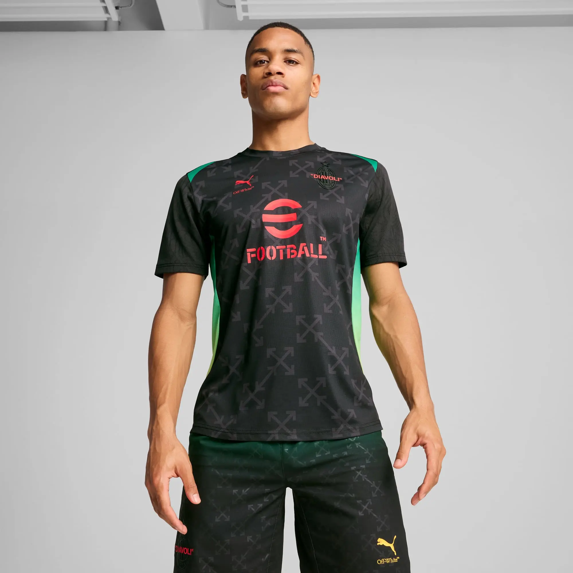 PRE-MATCH T-SHIRT PUMA X AC MILAN X OFF-WHITE™ 2024/25