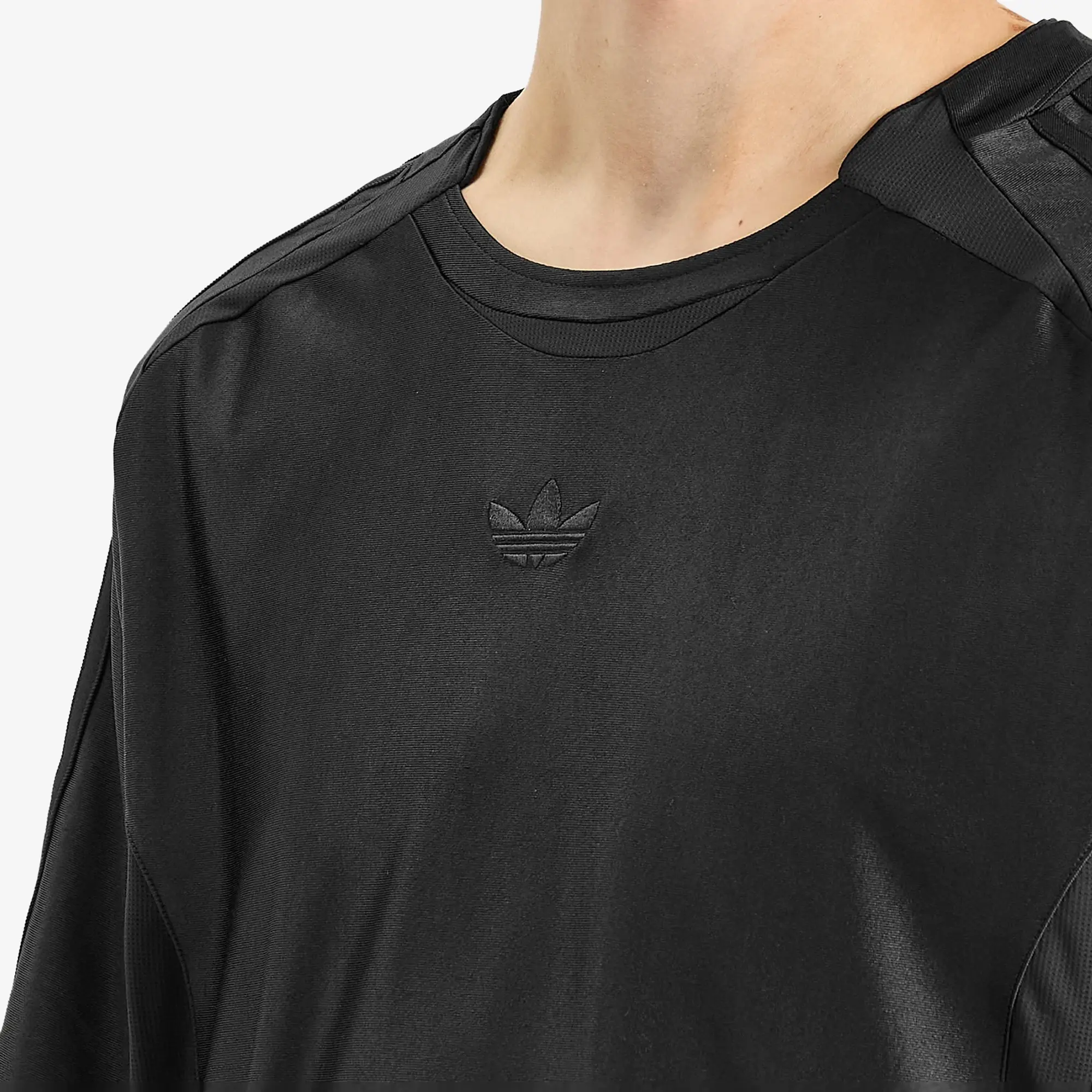 Adidas Men's Adicolor 2000s T-Shirt Black