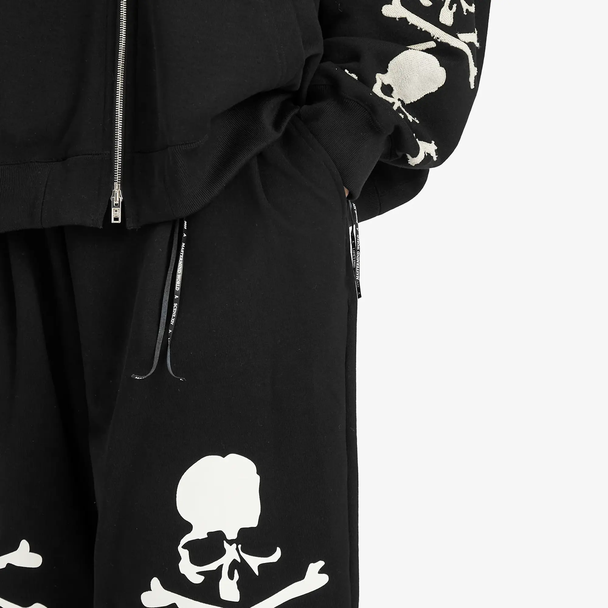 MASTERMIND WORLD Men's OG Sweat Shorts Black