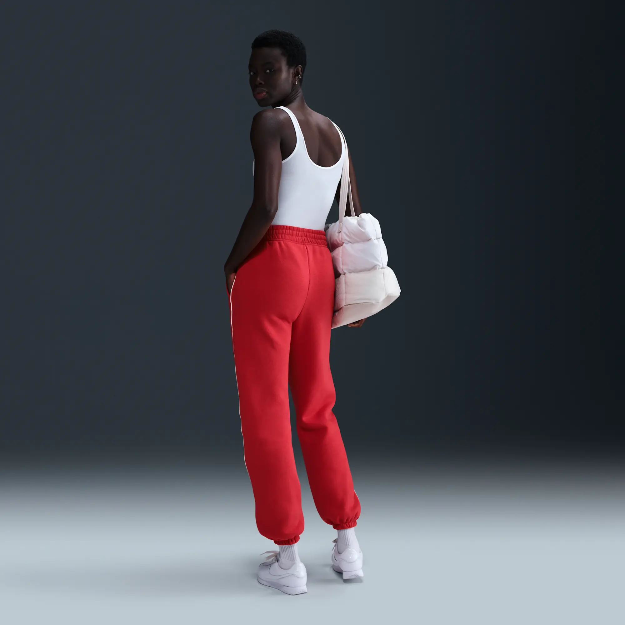 Nike Fleece Medium Rise Joggers In Red