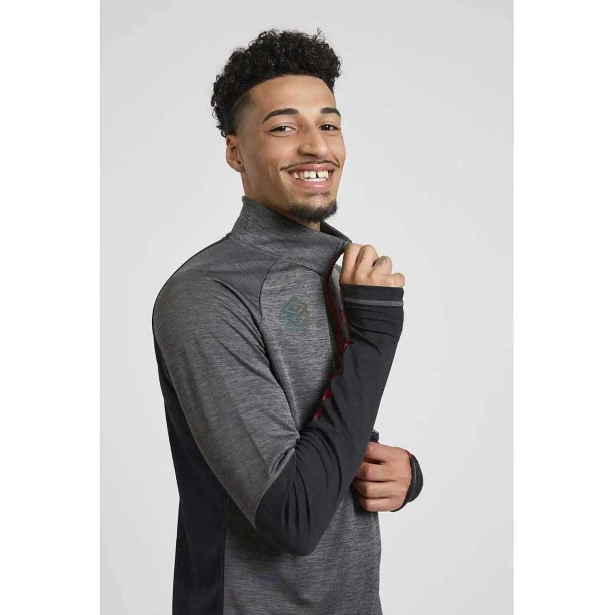Umbro Pro Training Half Zip Sweatshirt