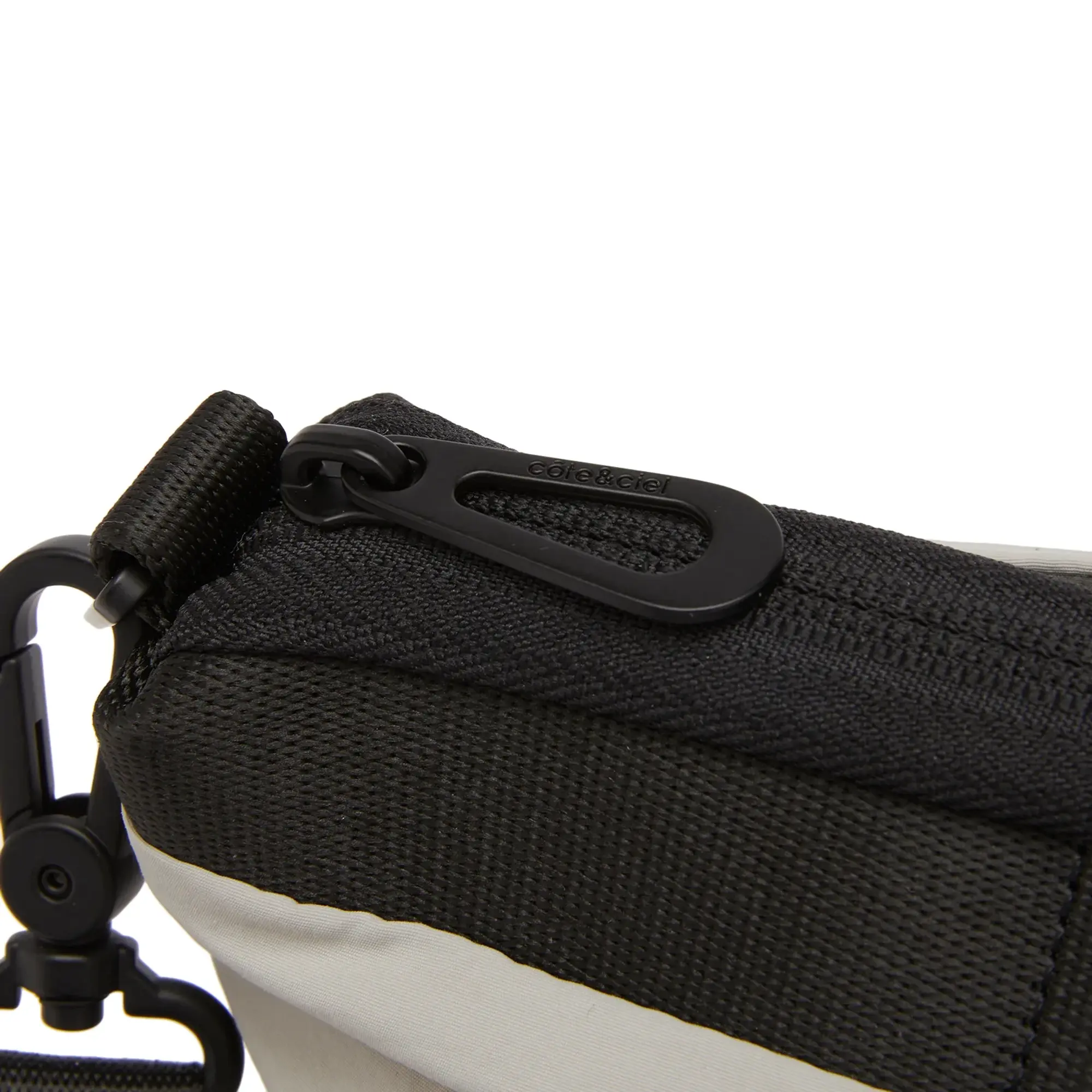 Cote&Ciel Orba Smooth Cross Body Bag Light Grey