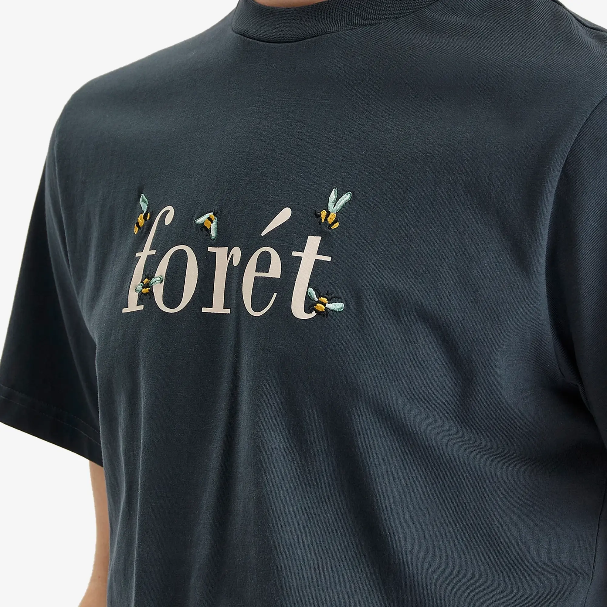 Foret Men's Amber Bee T-Shirt Navy