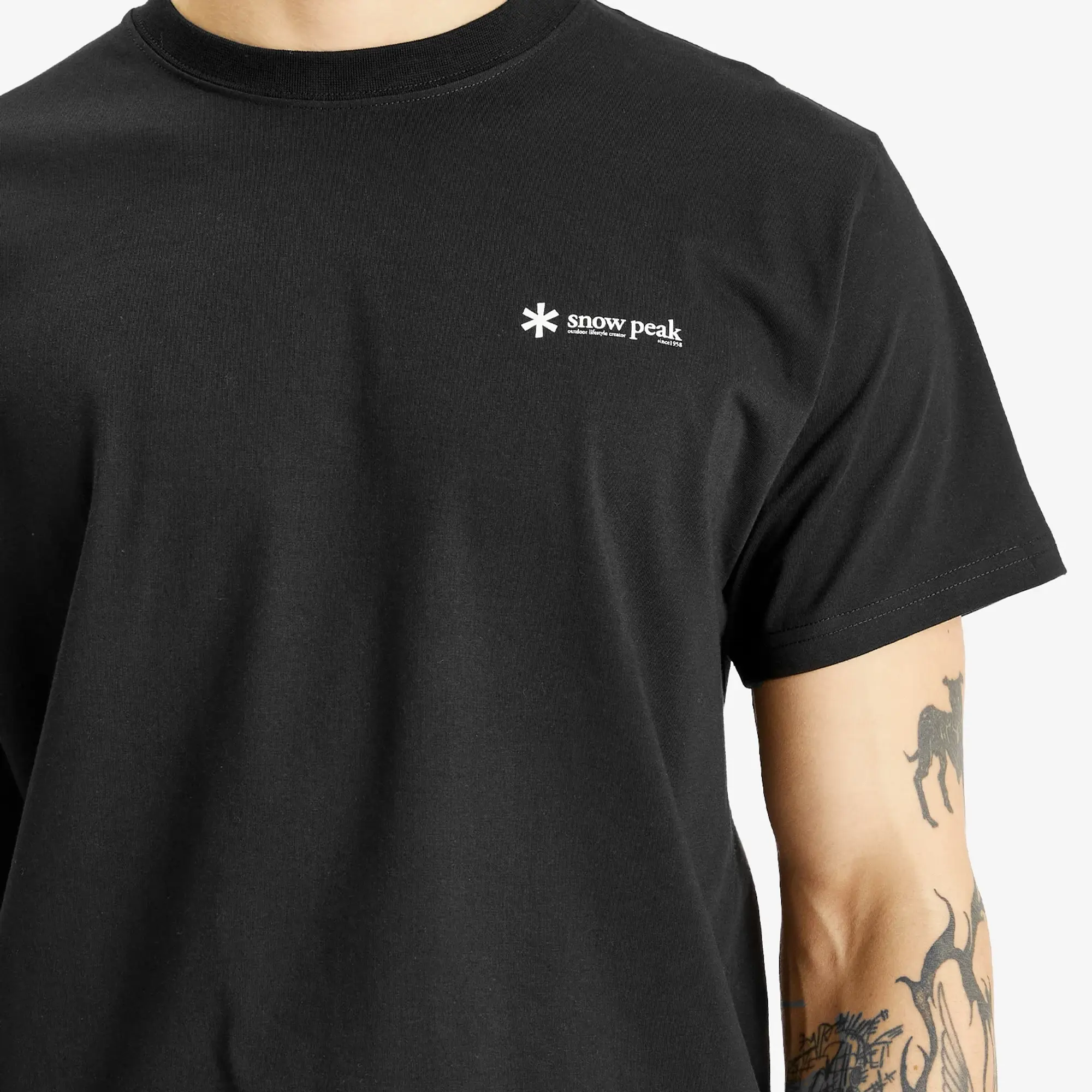 Snow Peak Men's Snow Peak Men's Logo T-Shirt Black