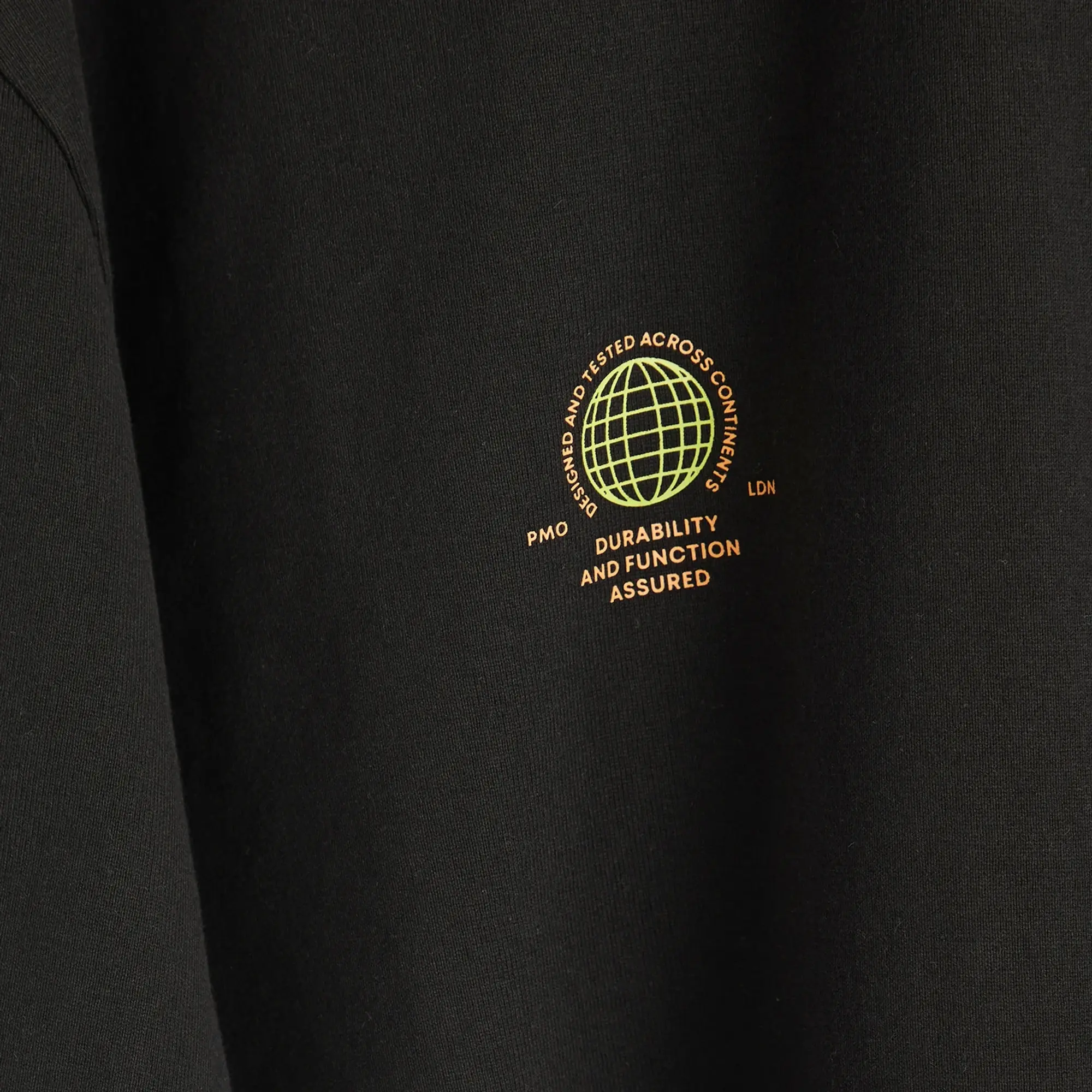 Purple Mountain Observatory Men's Globe Long Sleeve T-Shirt Black/Yellow