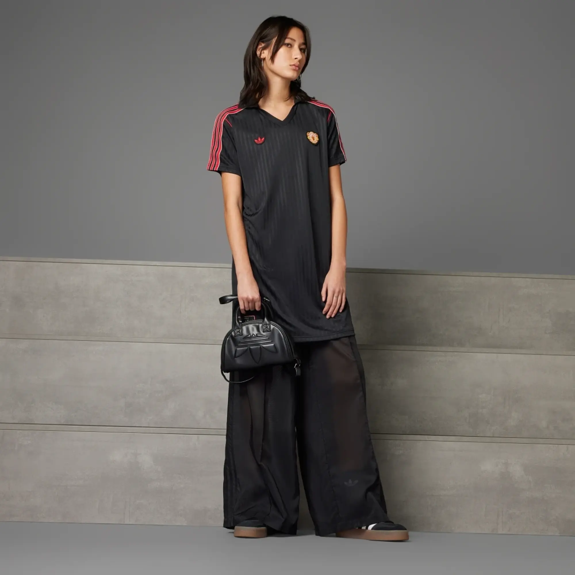adidas Manchester United Terrace Icons Dress