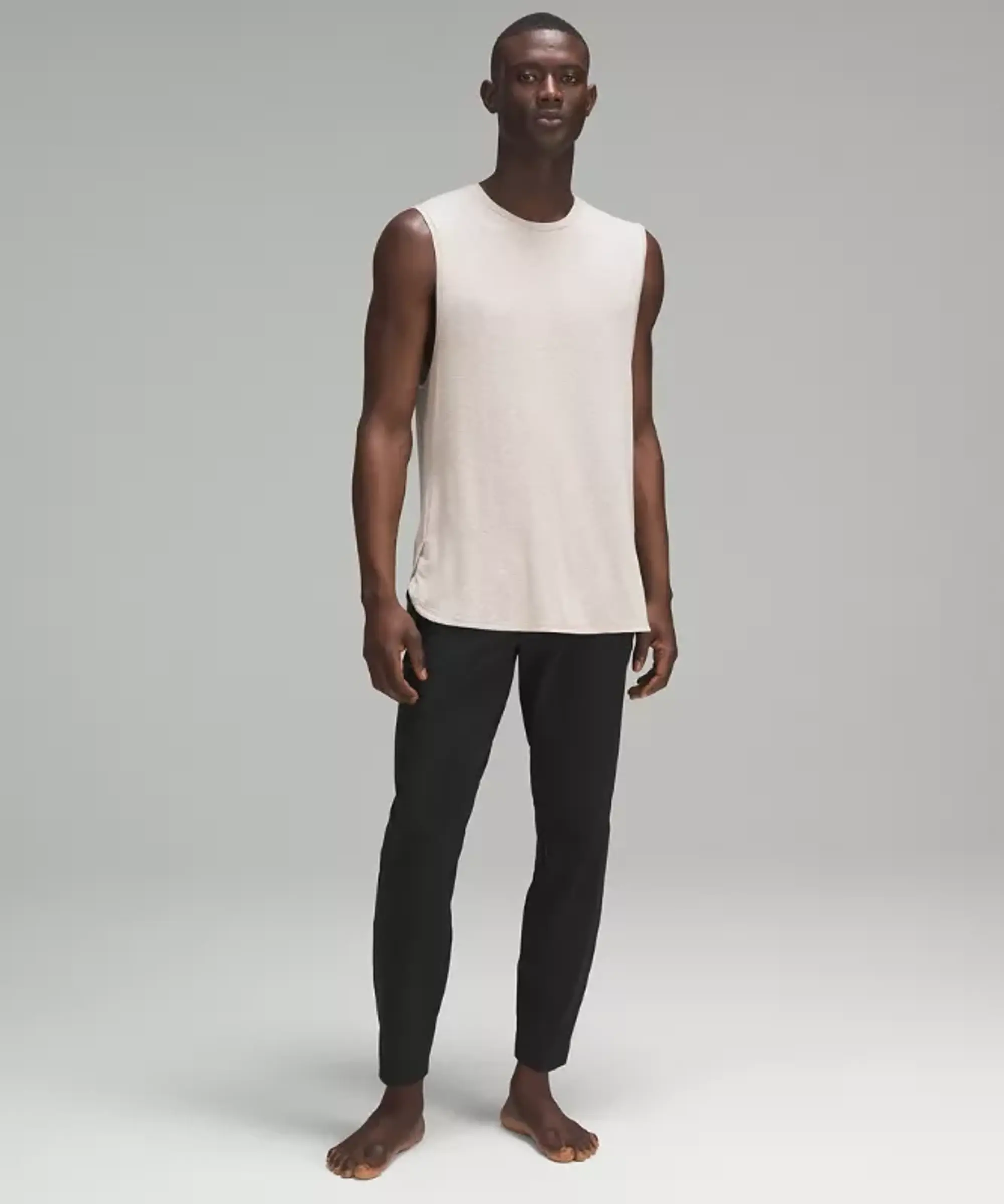 lululemon IE lululemon – Men's In Mind Trousers 30L – Color Black – Size XL