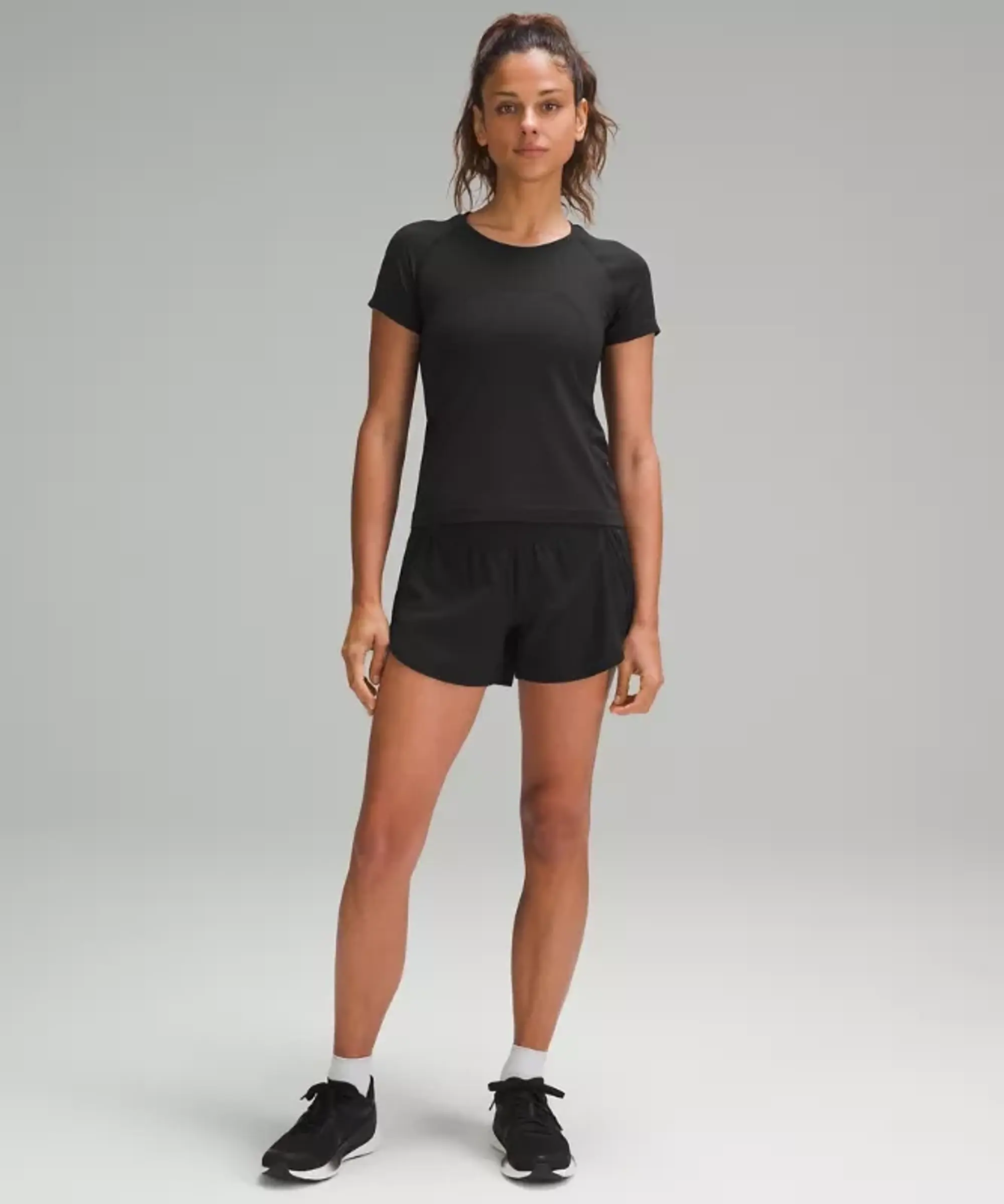 lululemon IE lululemon – Women's Swiftly Tech Short-Sleeve Shirt 2.0 Waist Length – Color Black – Size 8