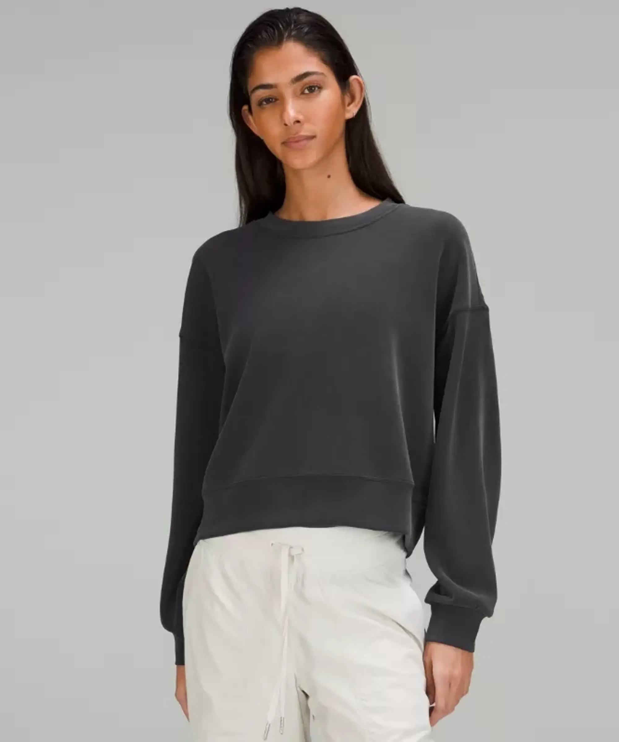lululemon IE lululemon – Women's Softstreme Perfectly Oversized Cropped Crew Sweatshirt – Color Black – Size 4