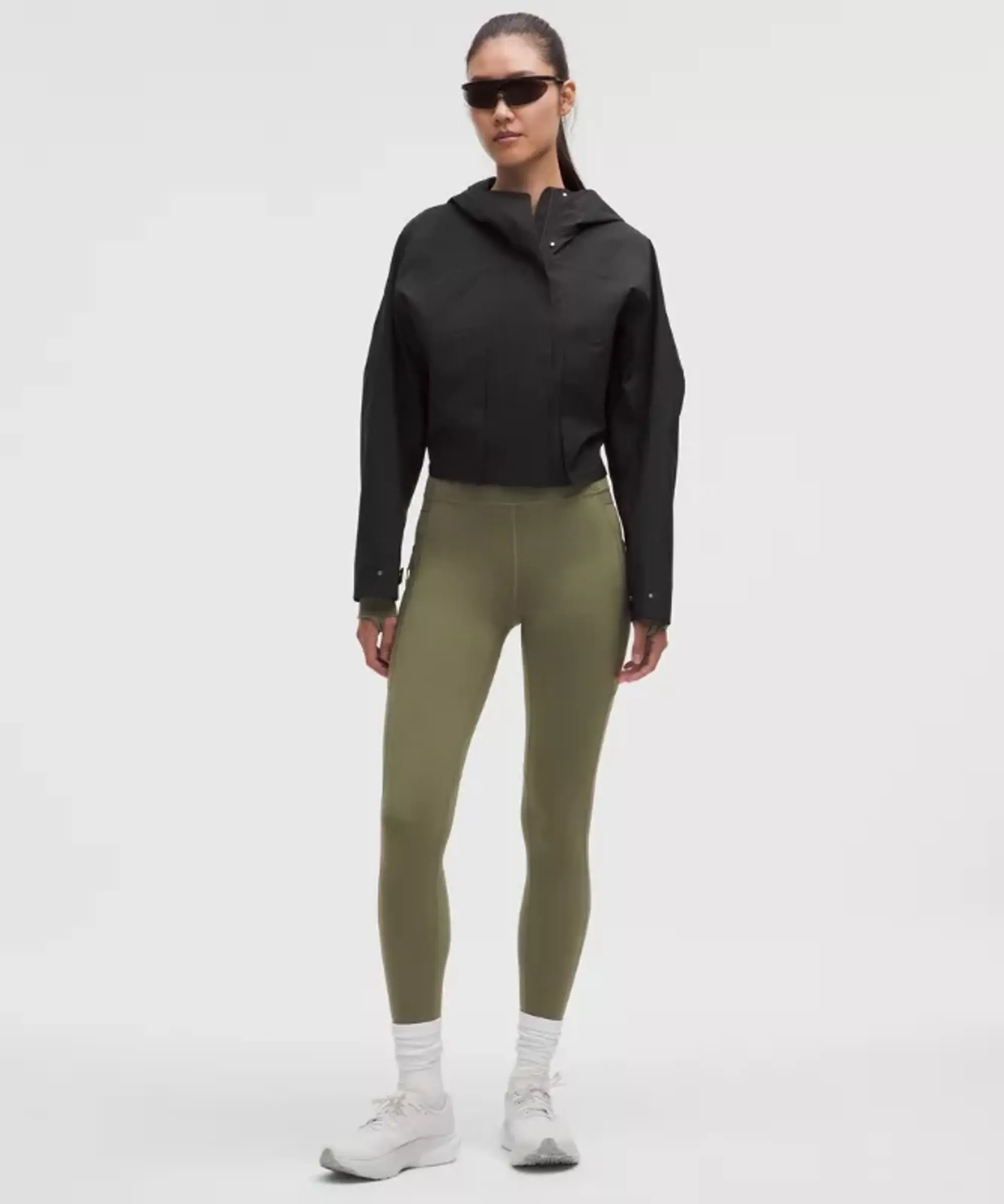 lululemon IE lululemon – Women's Rain Chaser Jacket – Color Black – Size 8