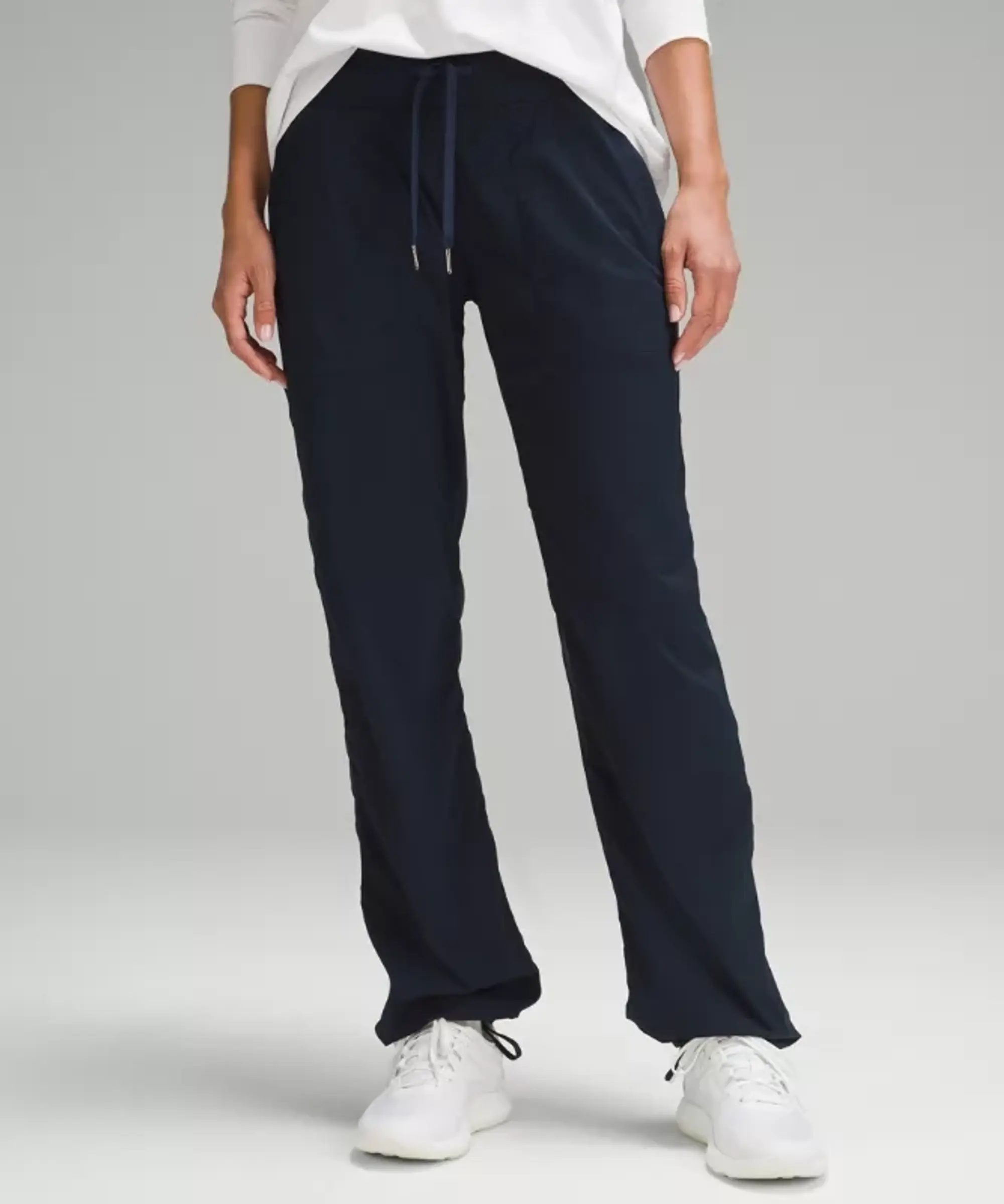 lululemon IE lululemon – Women's Dance Studio Mid-Rise Pants Short – Color Blue – Size 8