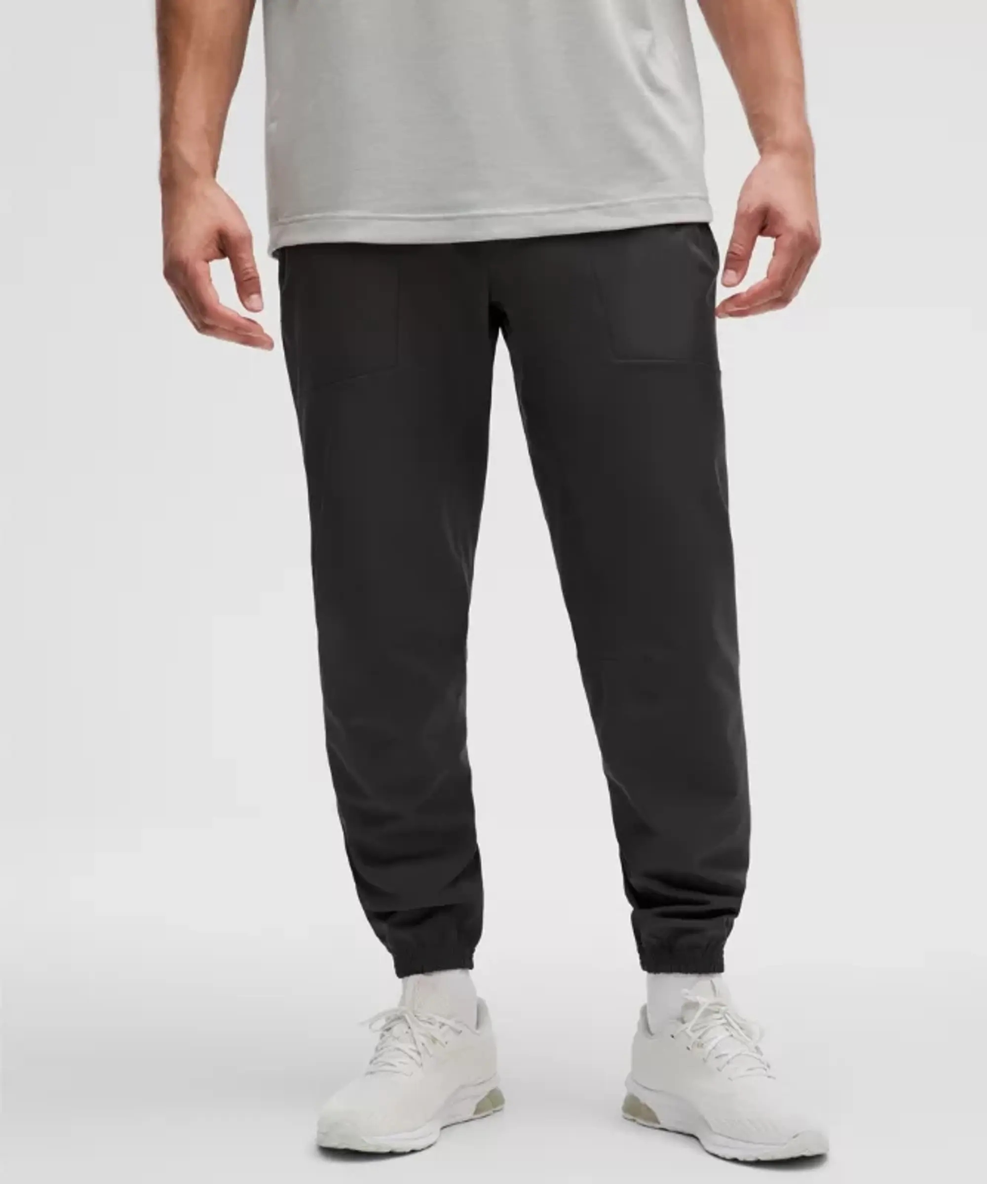 lululemon IE lululemon – Men's License to Train Joggers Shorter – Color Grey – Size S