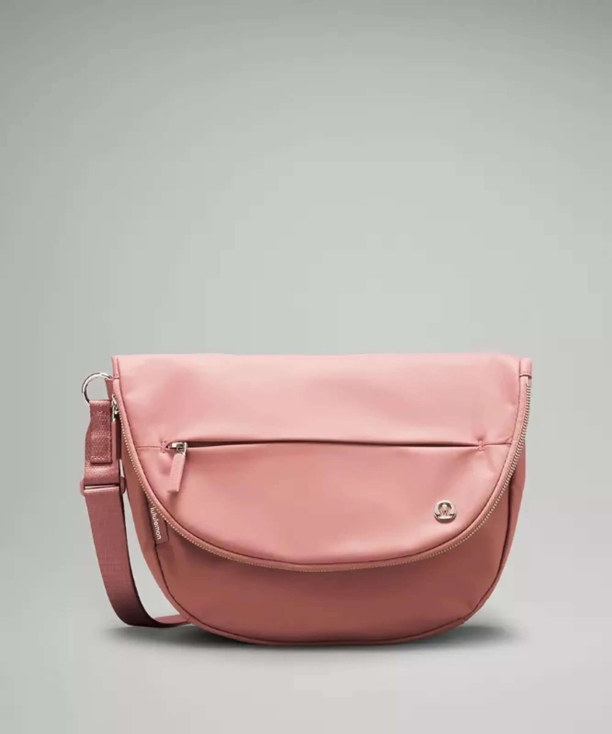 lululemon IE lululemon – All Night Festival Bag 5L – Color Pink/Pastel