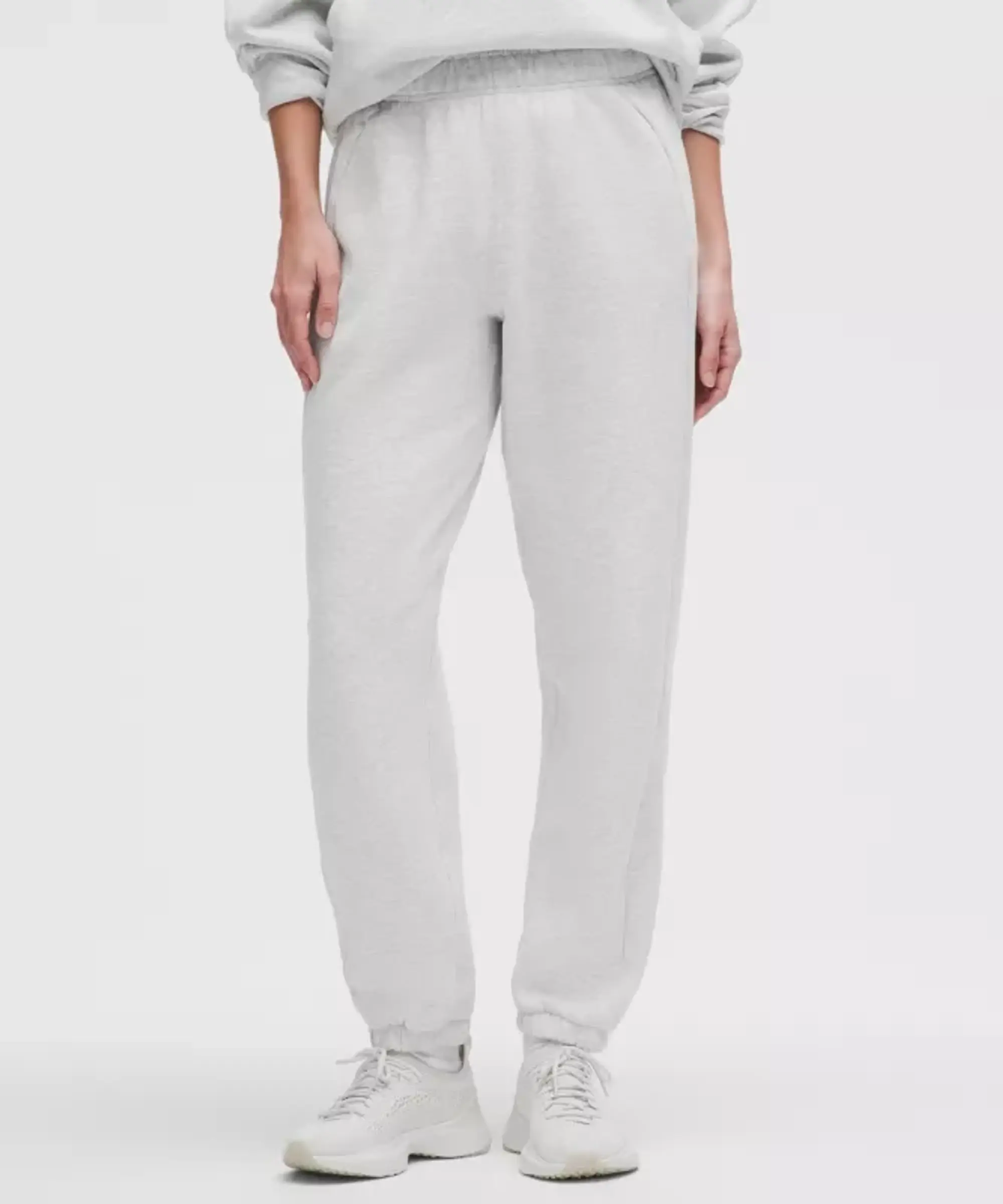 lululemon IE lululemon – Women's Scuba Mid-Rise Oversized Joggers Regular – Color Light Grey/Grey – Size 3XS
