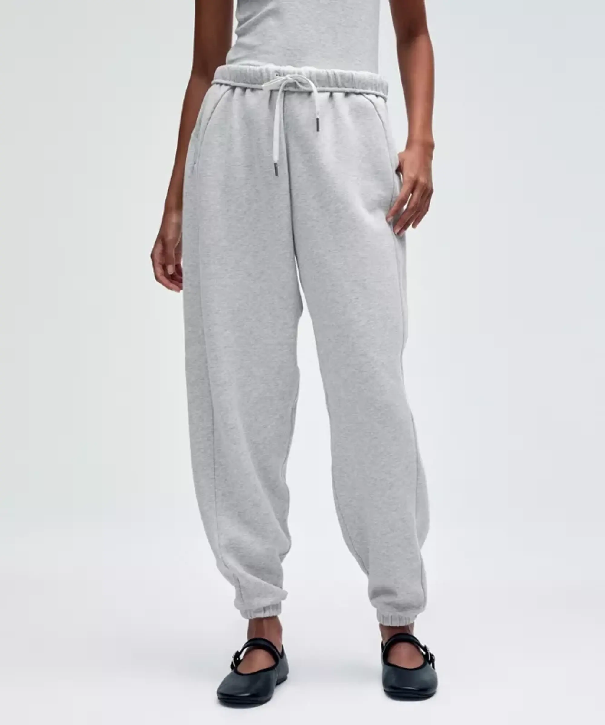 lululemon IE lululemon – Women's Scuba Mid-Rise Oversized Joggers Regular – Color Light Grey/Grey – Size 3XS