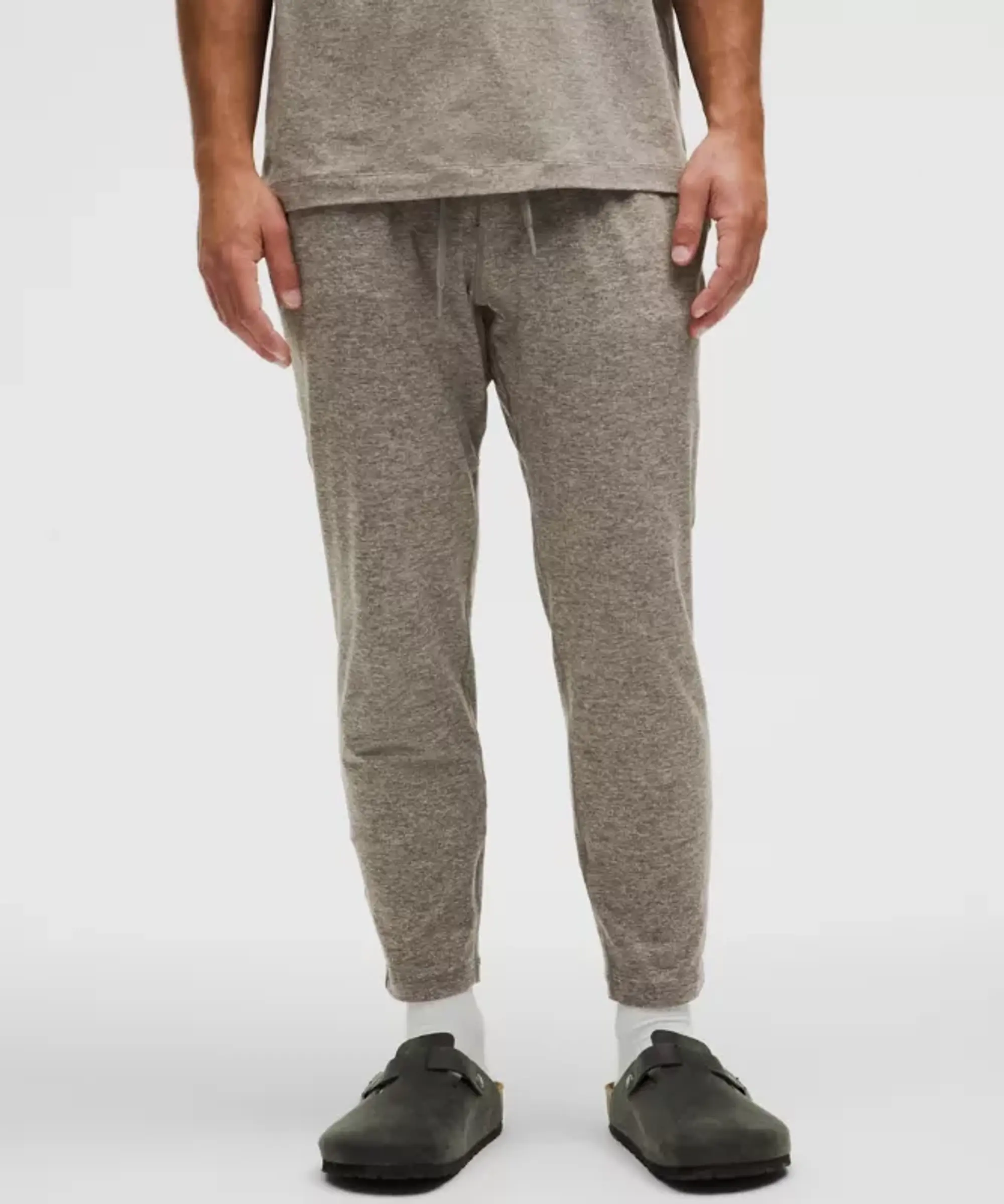 lululemon IE lululemon – Men's Soft Jersey Tapered Trousers Regular – Color Brown – Size 2XL
