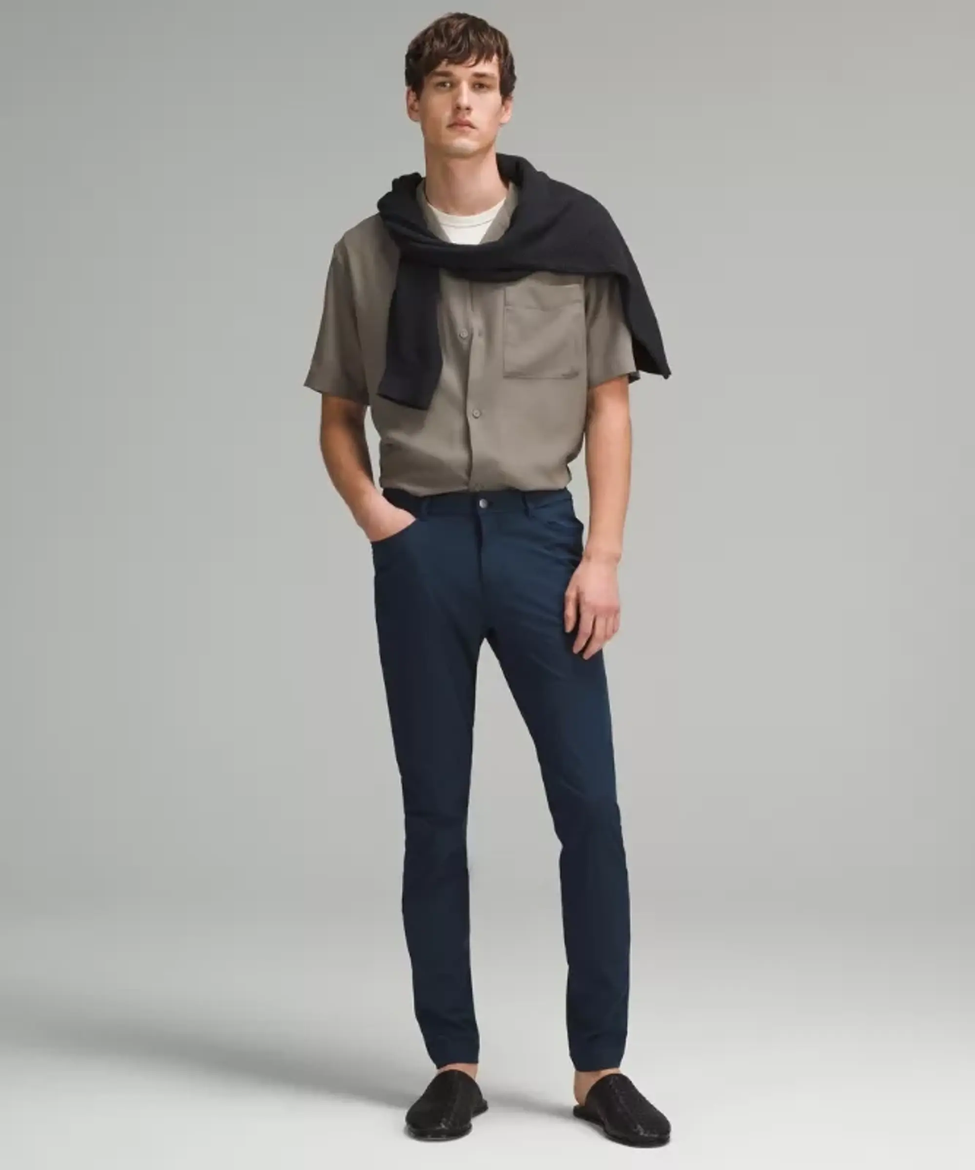 lululemon IE lululemon – Men's ABC Skinny-Fit 5 Pocket Trousers 32L Warpstreme – Color Blue – Size 36