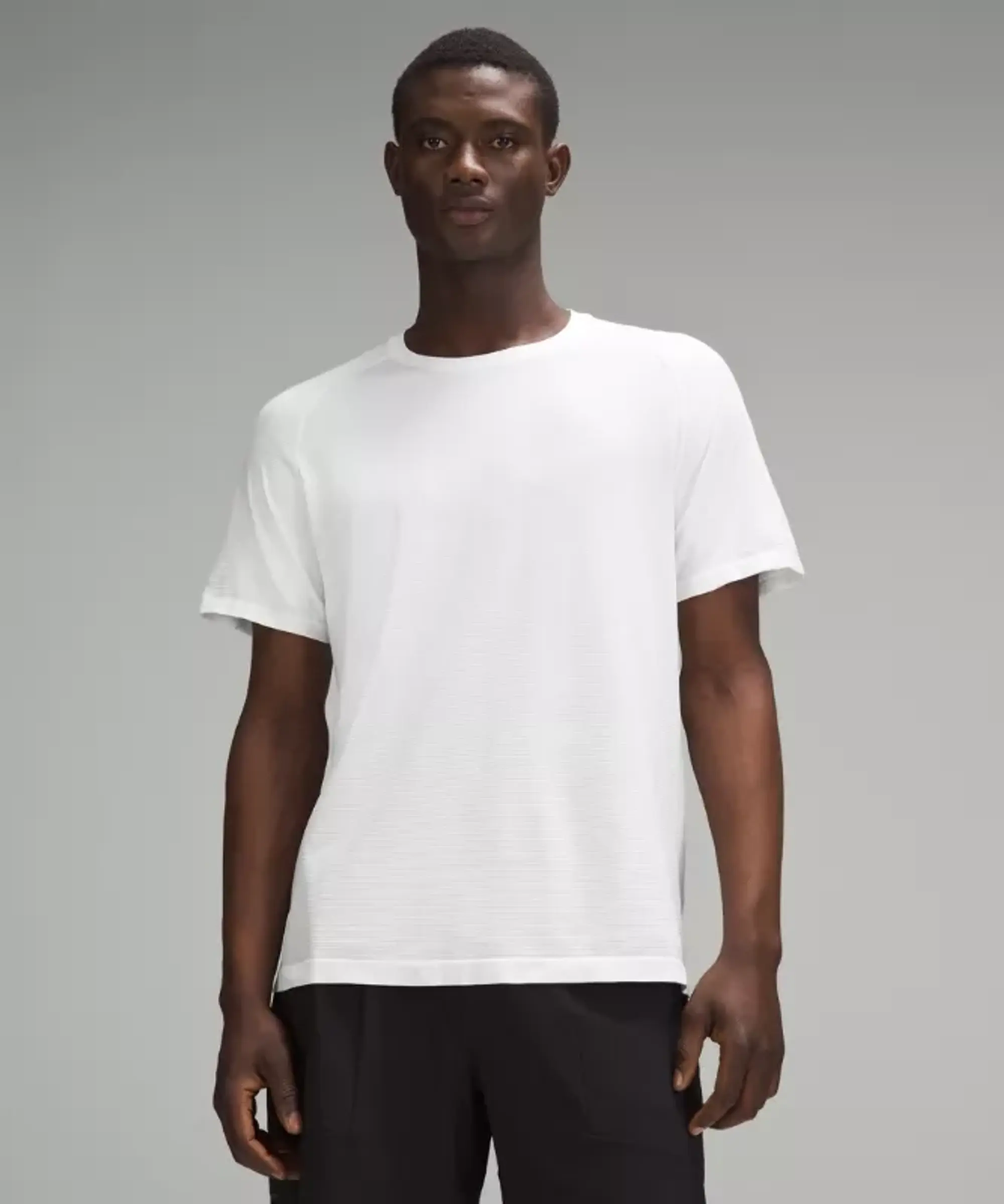 lululemon IE lululemon – Men's Metal Vent Tech Short-Sleeve Shirt – Color White – Size 2XL