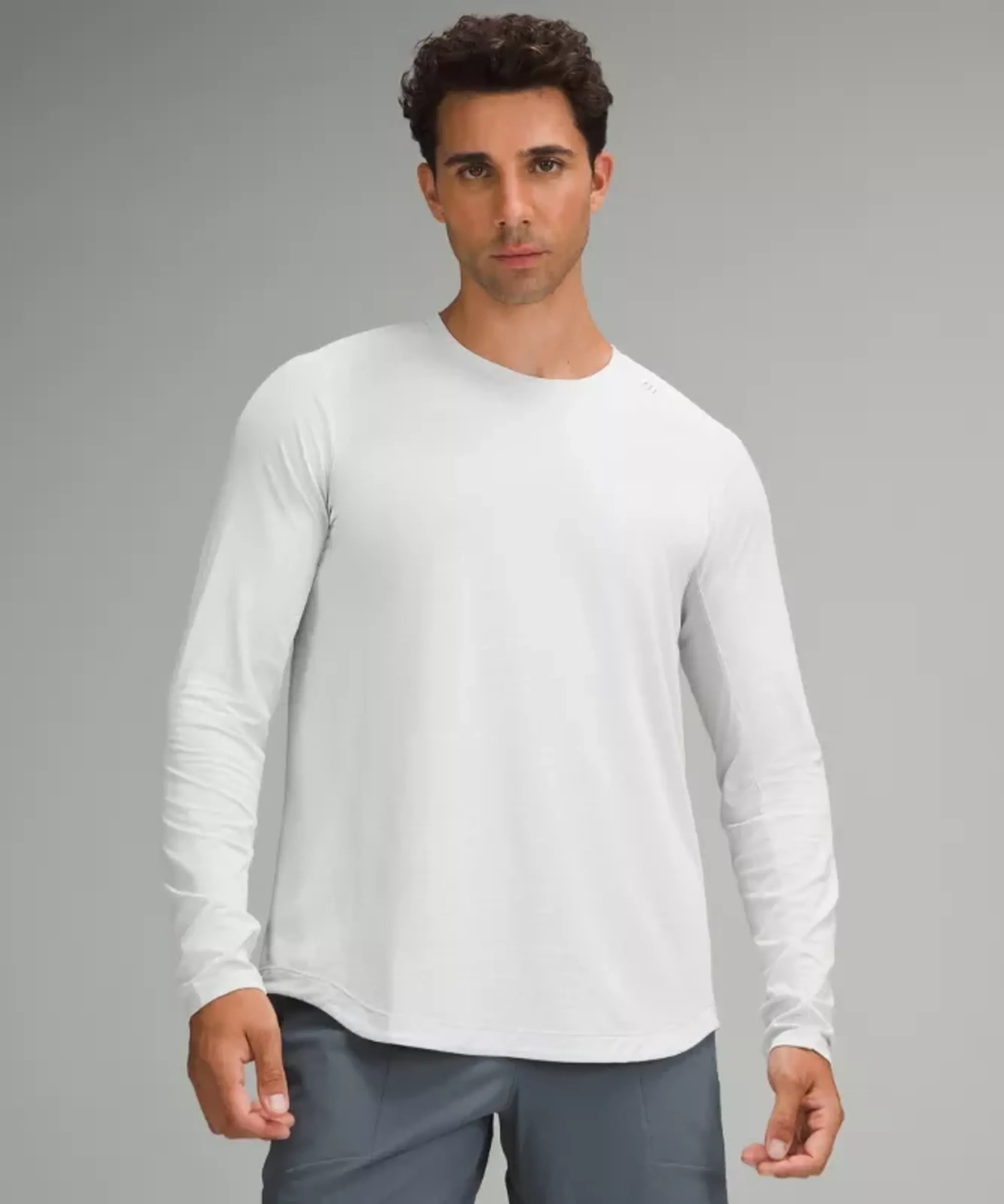 lululemon IE lululemon – Men's License to Train Long-Sleeve Shirt – Color White – Size XL
