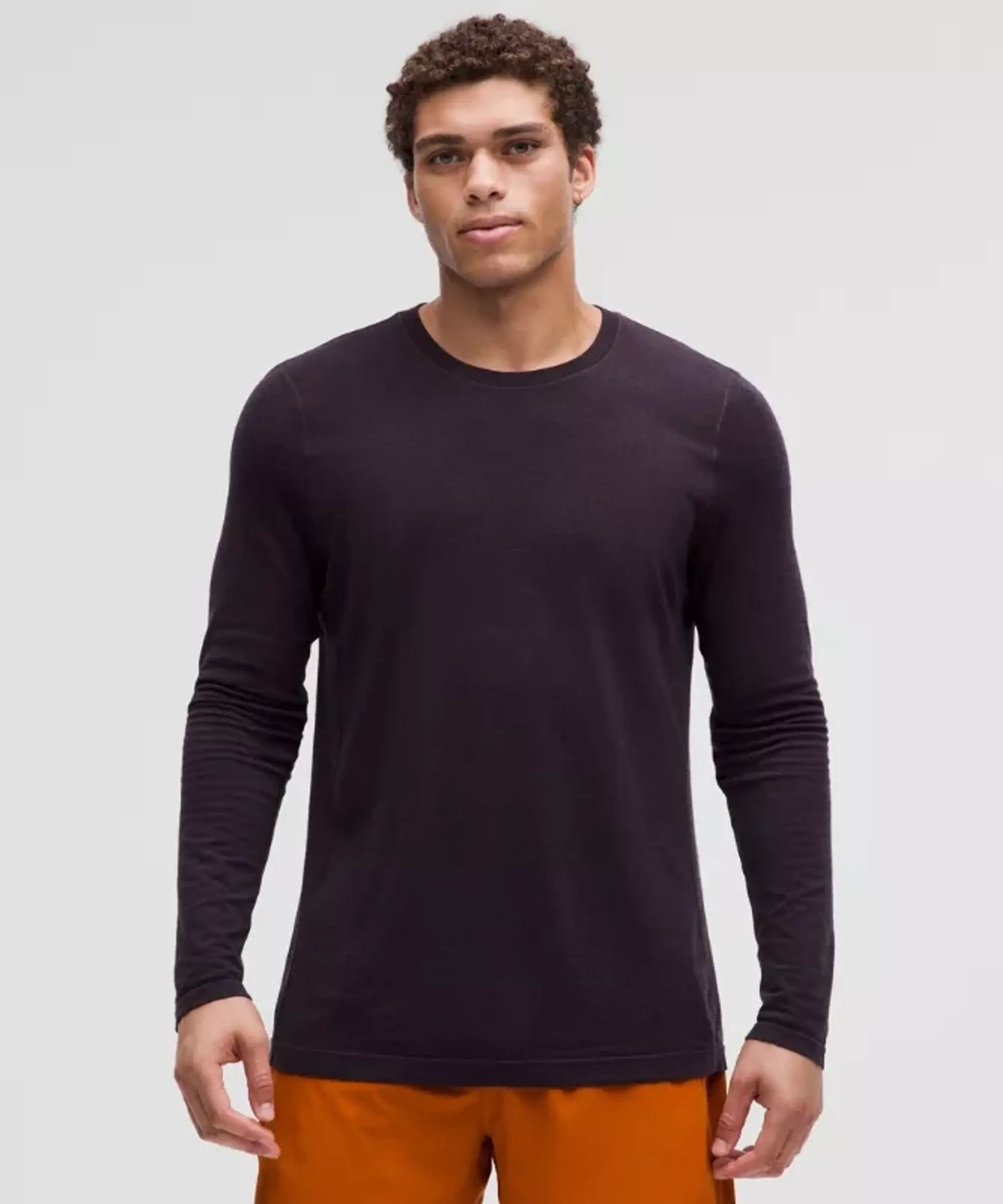 lululemon IE lululemon – Men's Seamless Long-Sleeve Shirt – Color Black/Purple – Size XL