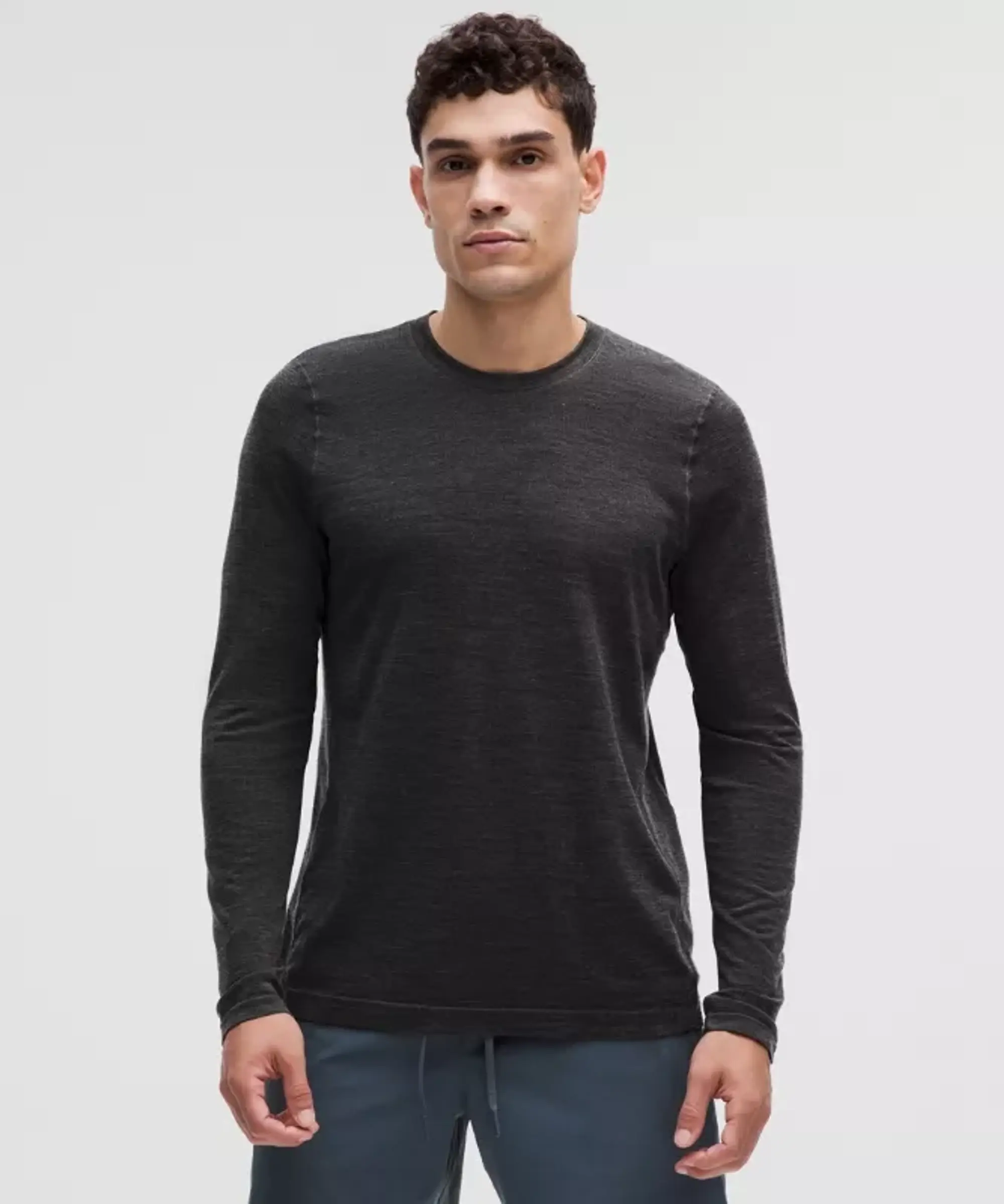 lululemon IE lululemon – Men's Seamless Long-Sleeve Shirt – Color Black/White – Size S
