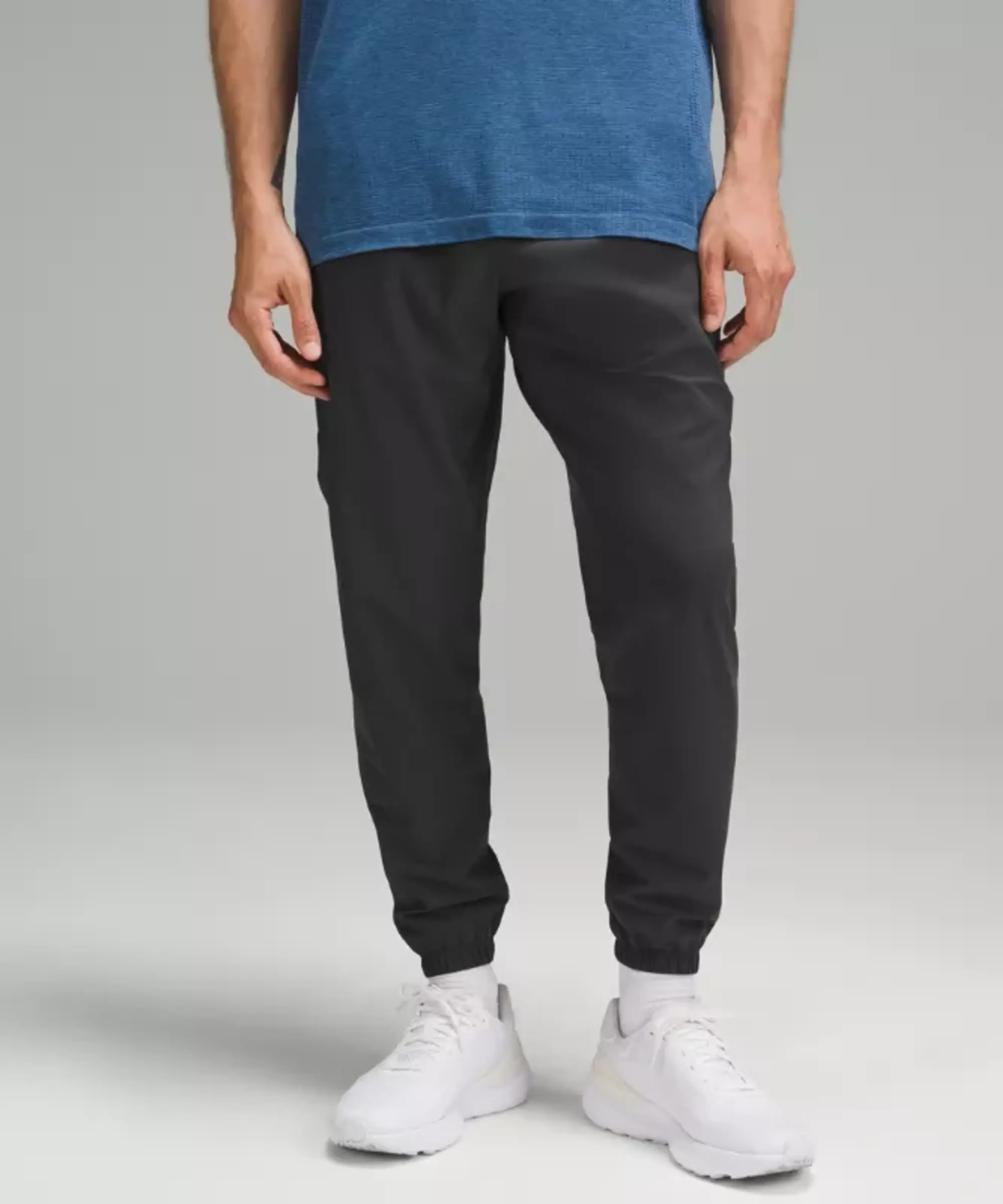 lululemon IE lululemon – Men's Pace Breaker Joggers Shorter – Color Grey – Size 2XL