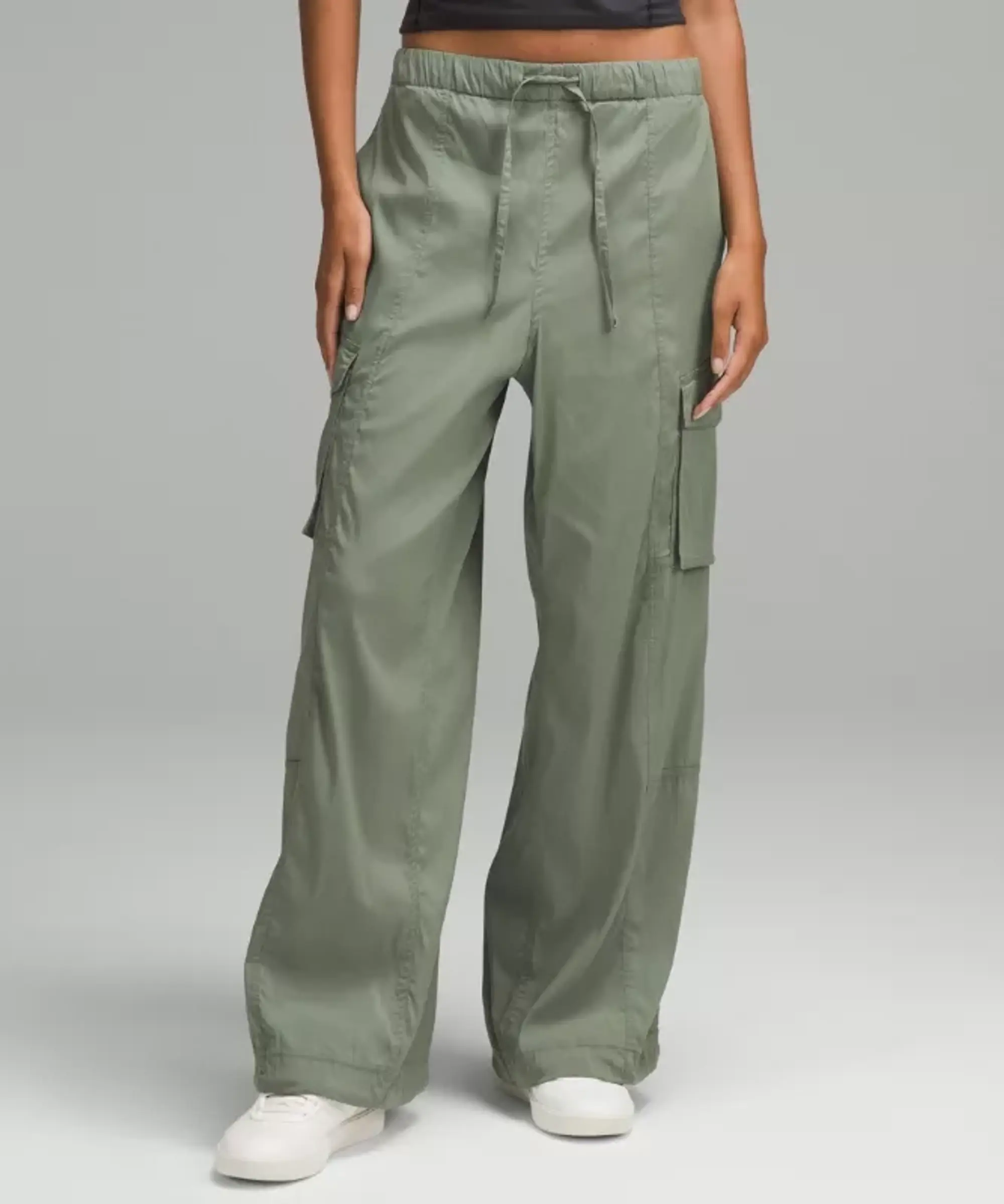lululemon IE lululemon – Women's Lightweight Adjustable Mid-Rise Cargo Pants – Color Grey/Green/Pastel – Size 3XS