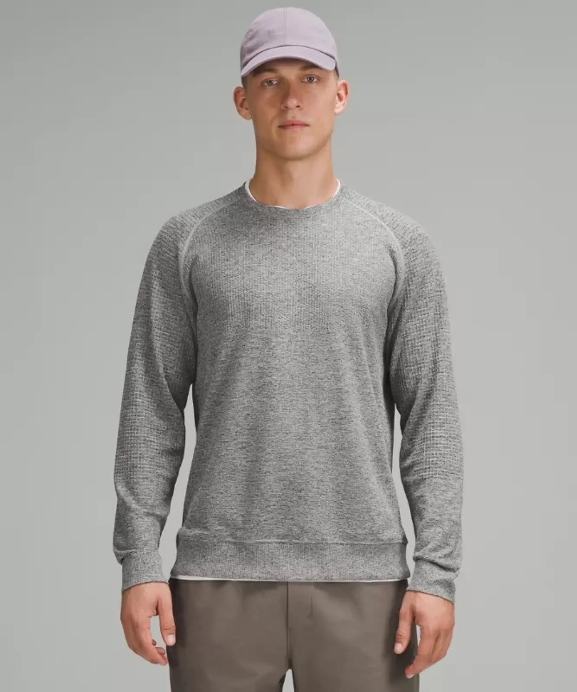 lululemon IE lululemon – Men's Engineered Warmth Long-Sleeve Crew Sweatshirt – Color Grey/Black – Size 2XL
