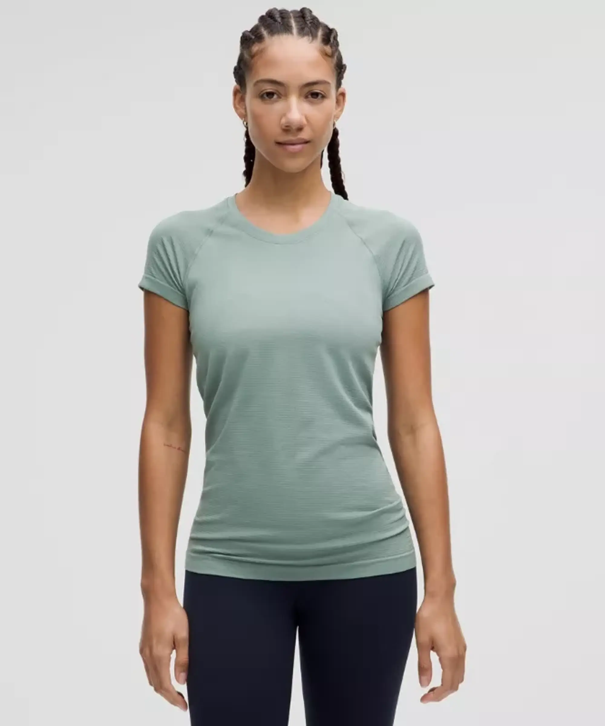 lululemon IE lululemon – Women's Swiftly Tech Short-Sleeve Shirt 2.0 Hip Length – Color Blue – Size 0