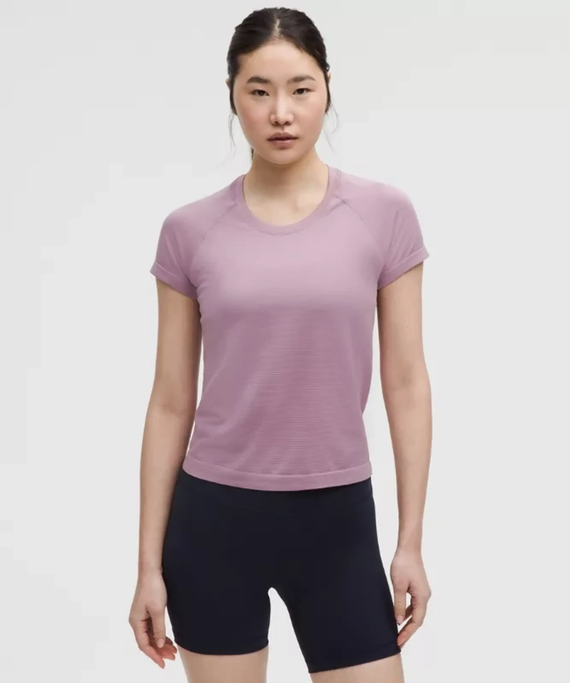 lululemon IE lululemon – Women's Swiftly Tech Short-Sleeve Shirt 2.0 Waist Length – Color Purple – Size 0