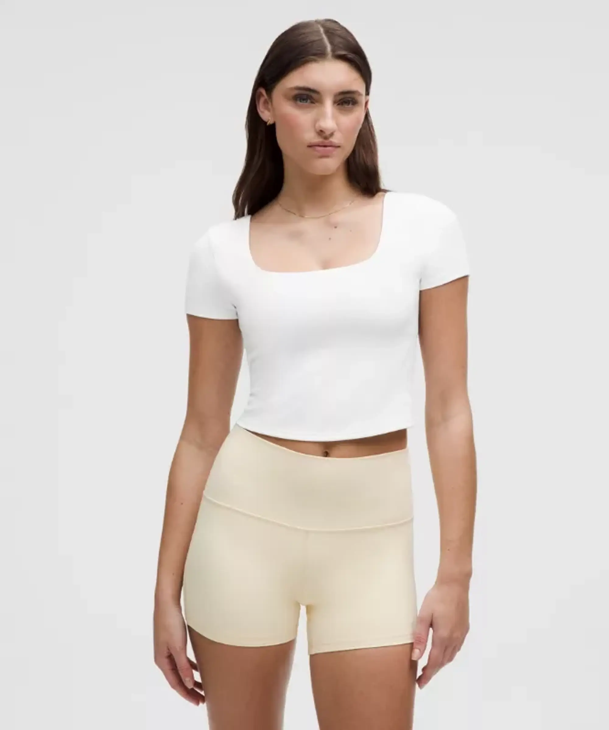 lululemon IE lululemon – Women's Wunder Under SmoothCover Square-Neck T-Shirt – Color White – Size 6