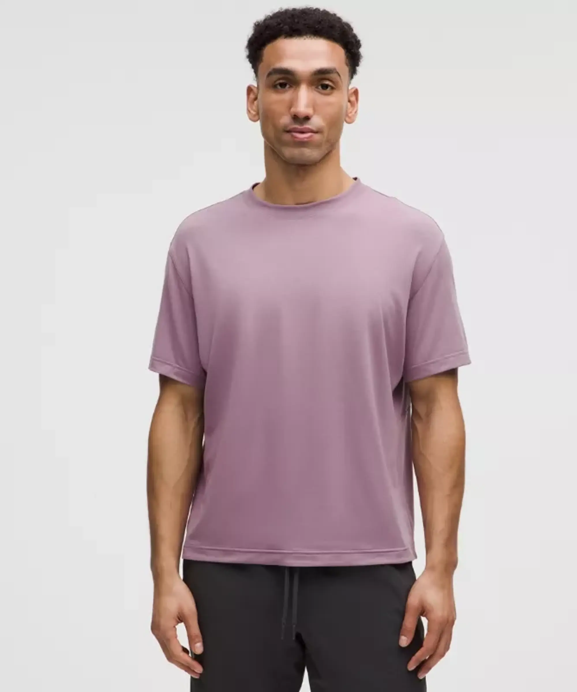 lululemon IE lululemon – Men's EasySet Training Short-Sleeve Shirt – Color Purple – Size 2XL