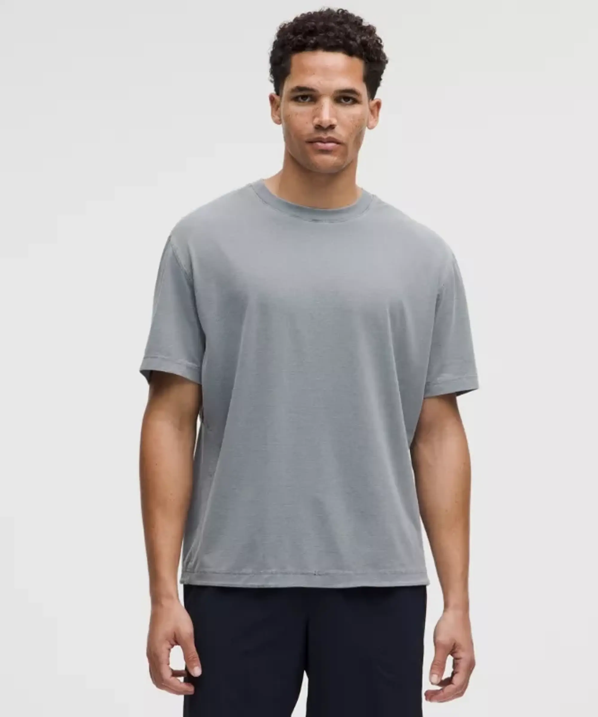 lululemon IE lululemon – Men's EasySet Training Short-Sleeve Shirt Wash – Color Grey – Size 2XL