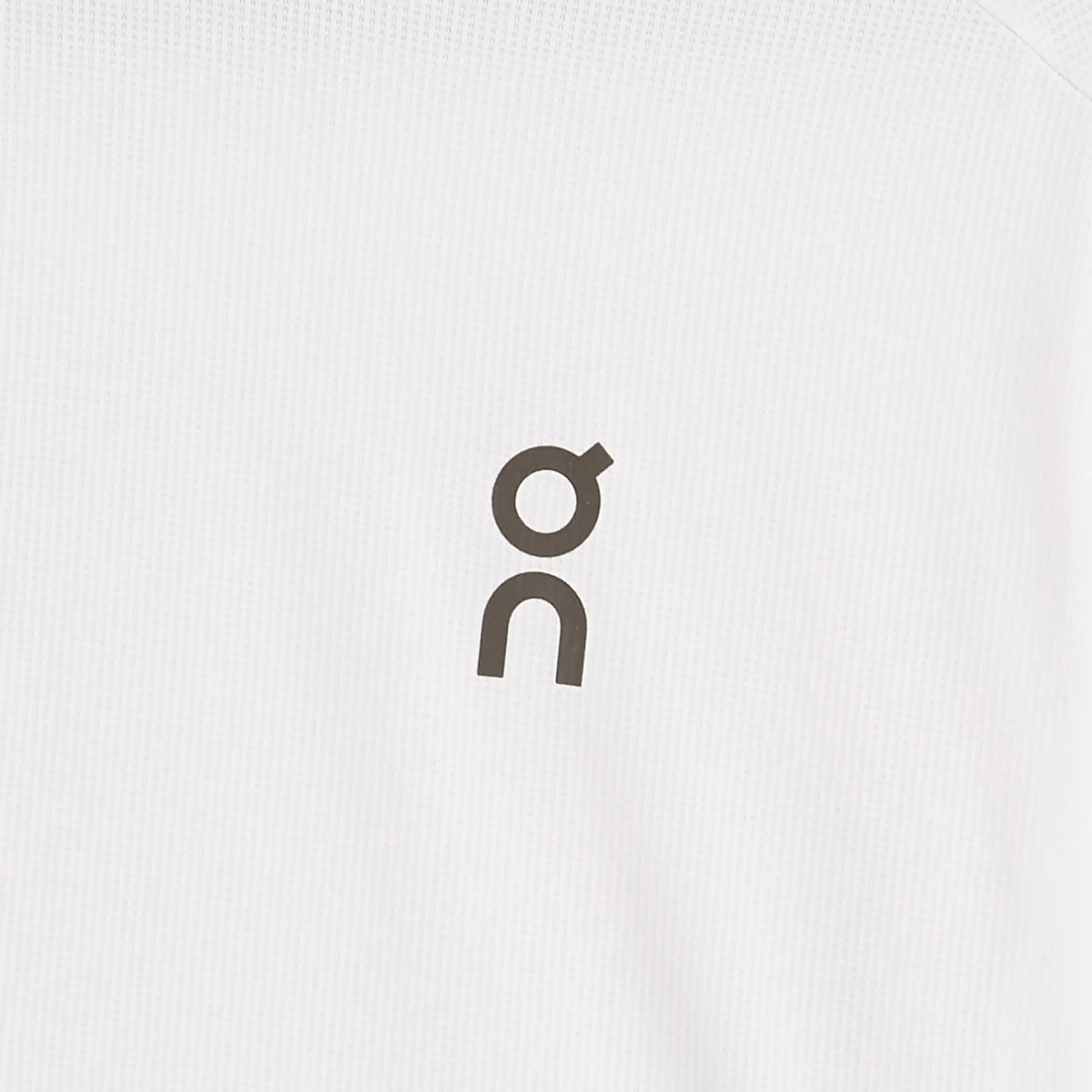 T-Shirt On Performance Short Sleeve Tee White/ Silver M