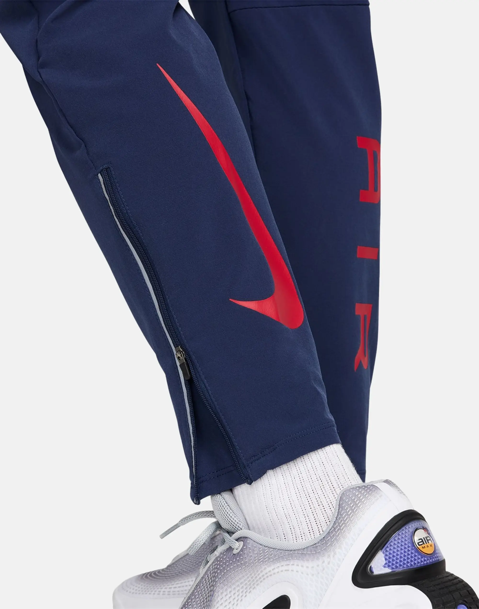 Men's Nike Swoosh Air Run Pants in Navy Blue