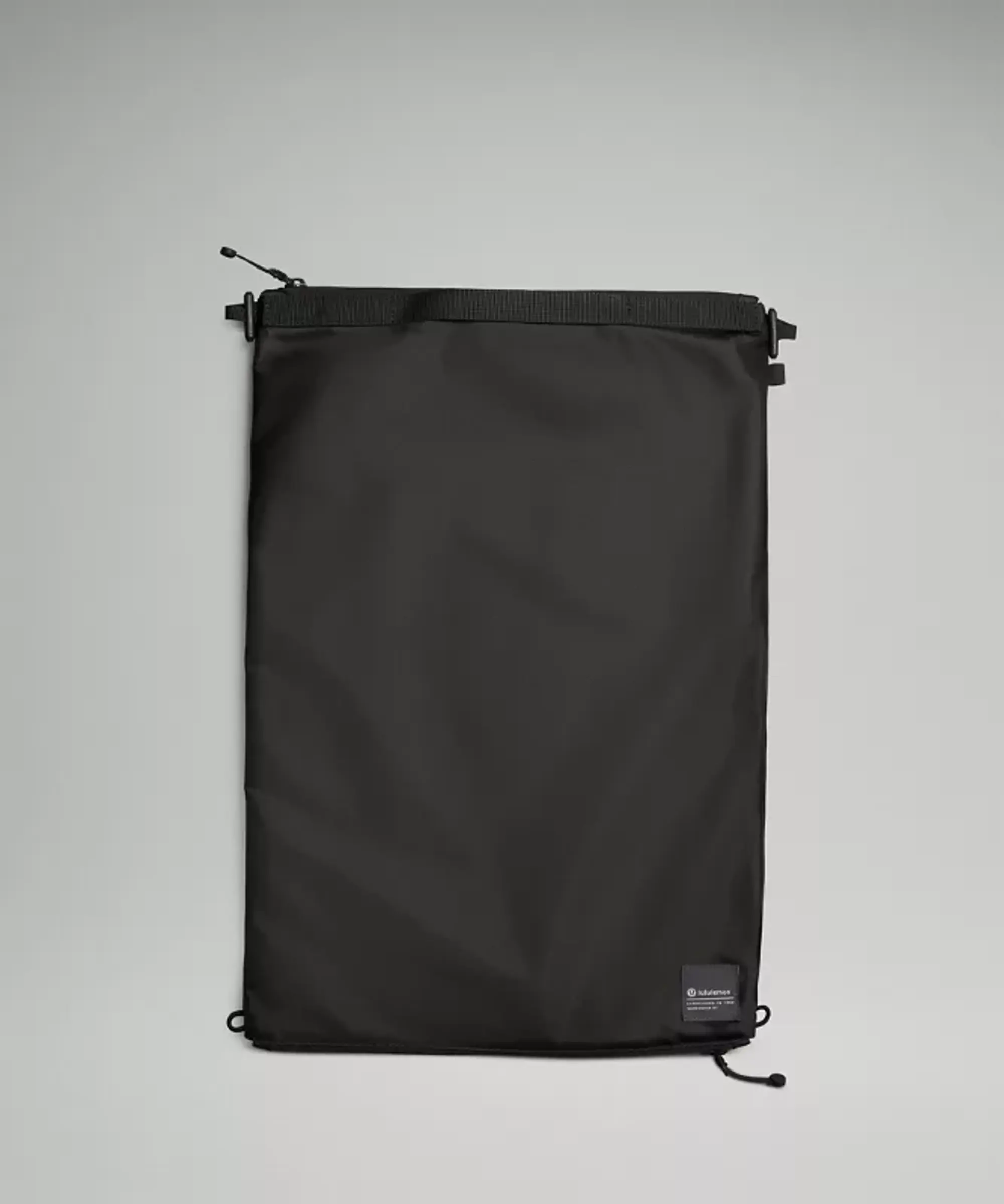 lululemon IE lululemon – Travel Laundry Bag 12L – Color Black
