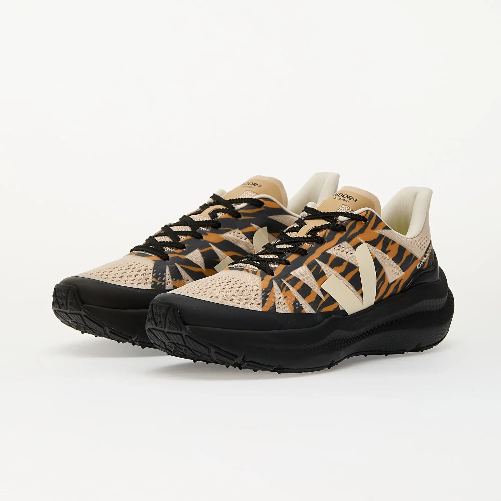 Sneakers Veja X Cesar Villalba Condor 3 Adc Areia Cash Ouro Eur 45